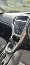 Vauxhall Astra 1.4 16v Excite Euro 5 5dr 5dr Manual 2026