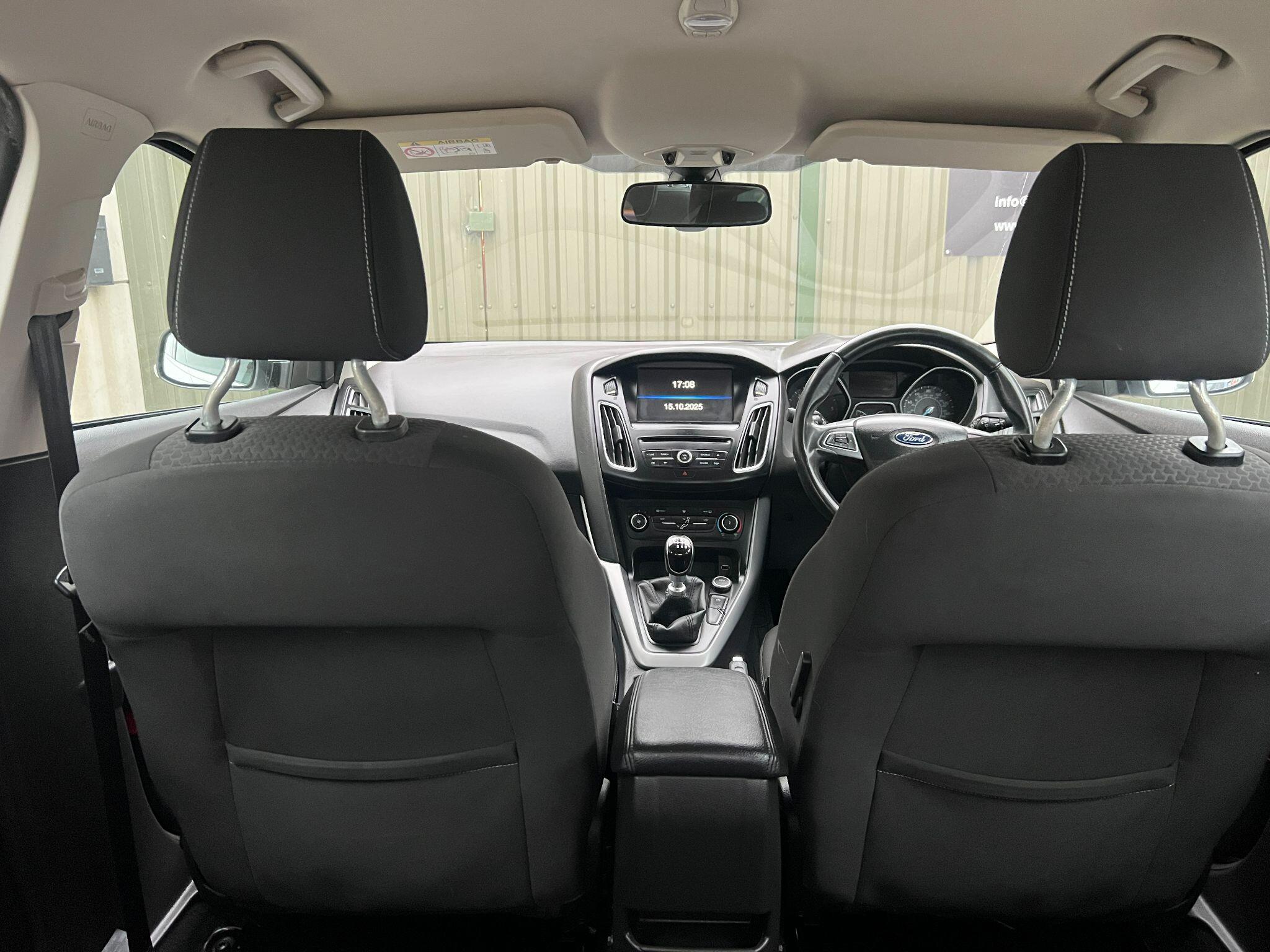 Ford Focus 1.6 TDCi Zetec Euro 5 (s/s) 5dr 5dr Manual 2015