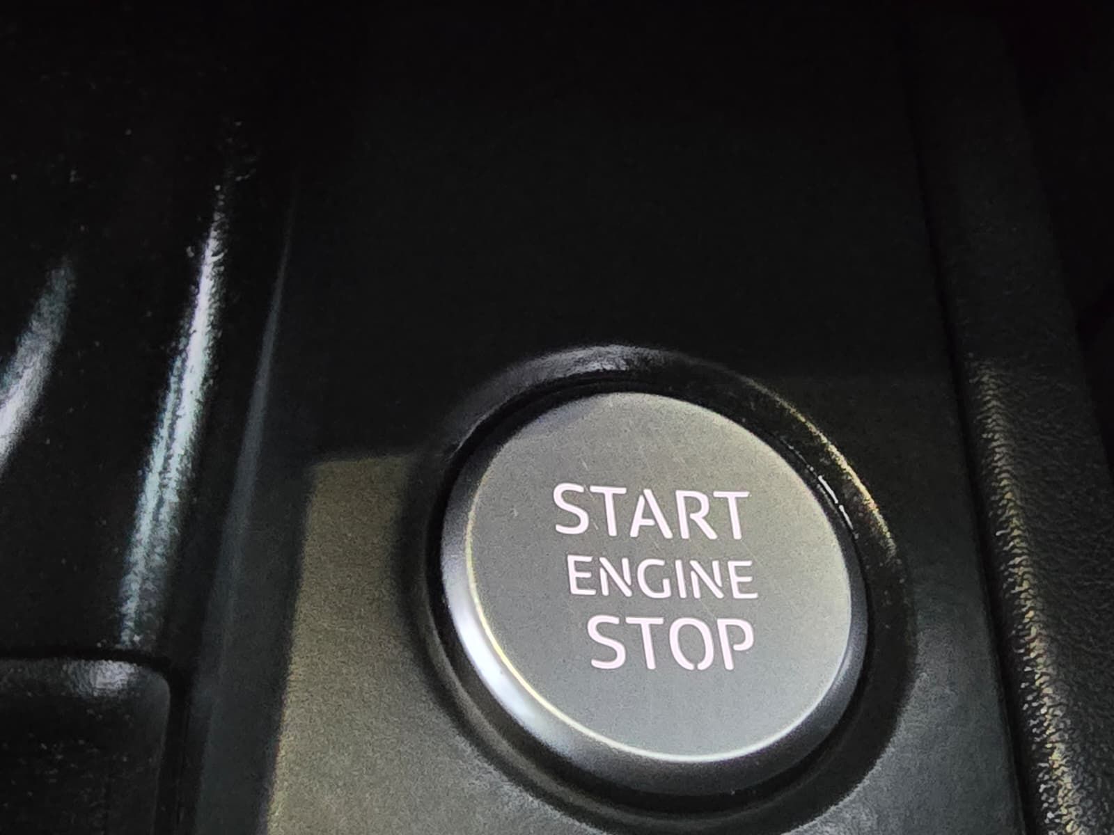 Audi A4 2.0L SE Ultra TDI Estate 5dr Diesel Manual Euro 6 (148 bhp) 5dr Manual 2025