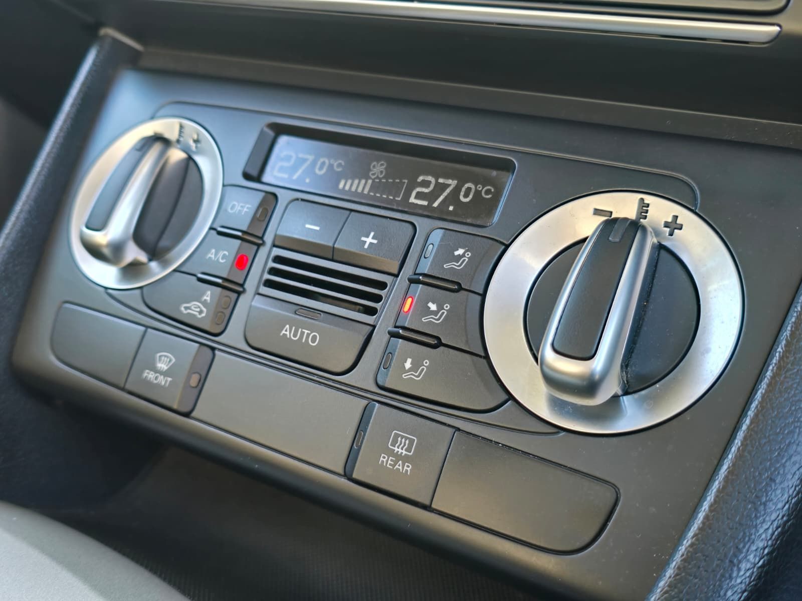 Audi Q3 2.0 TDI SE SUV 5dr Diesel Manual quattro Euro 5 (s/s) (140 ps) 5dr Manual 2026