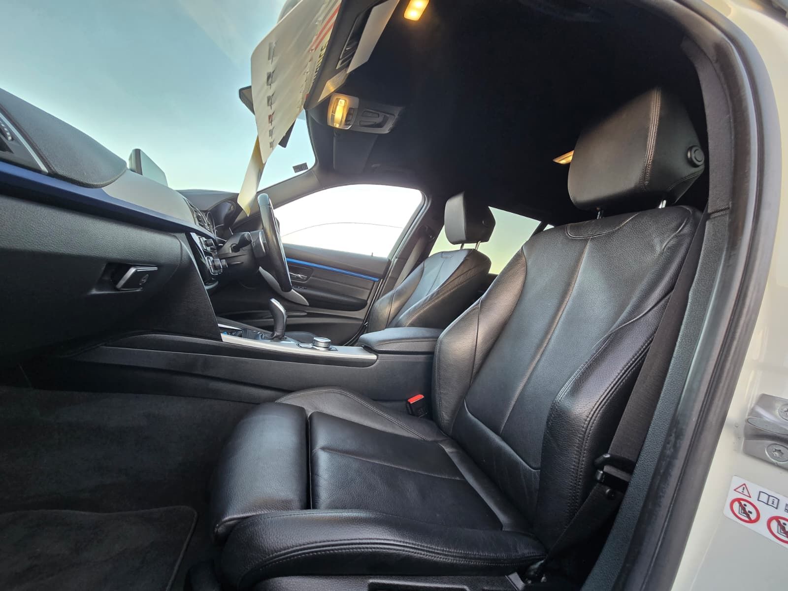 BMW 3 Series 2.0L 320d xDrive M Sport Auto Estate 5dr Diesel Automatic Euro 6 (188 bhp) 5dr Automatic 2025