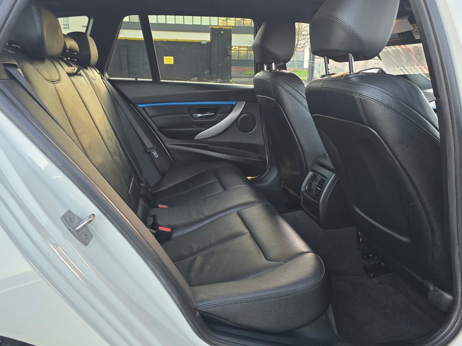 BMW 3 Series 2.0L 320d xDrive M Sport Auto Estate 5dr Diesel Automatic Euro 6 (188 bhp) 5dr Automatic 2025