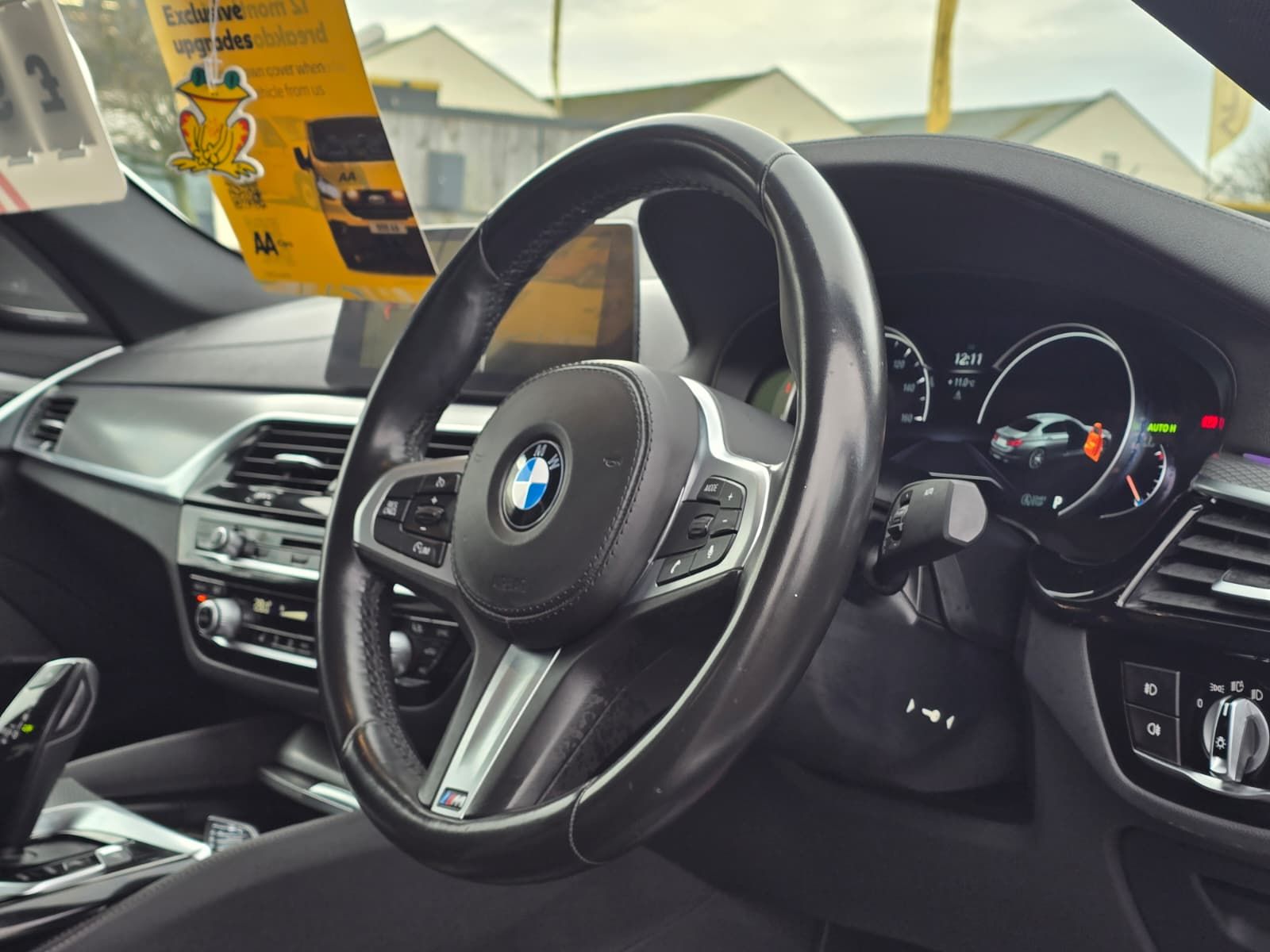 BMW 5 Series 2.0L 520d xDrive M Sport Auto Saloon 4dr Diesel Automatic Euro 6 (188 bhp) 4dr Automatic 2025