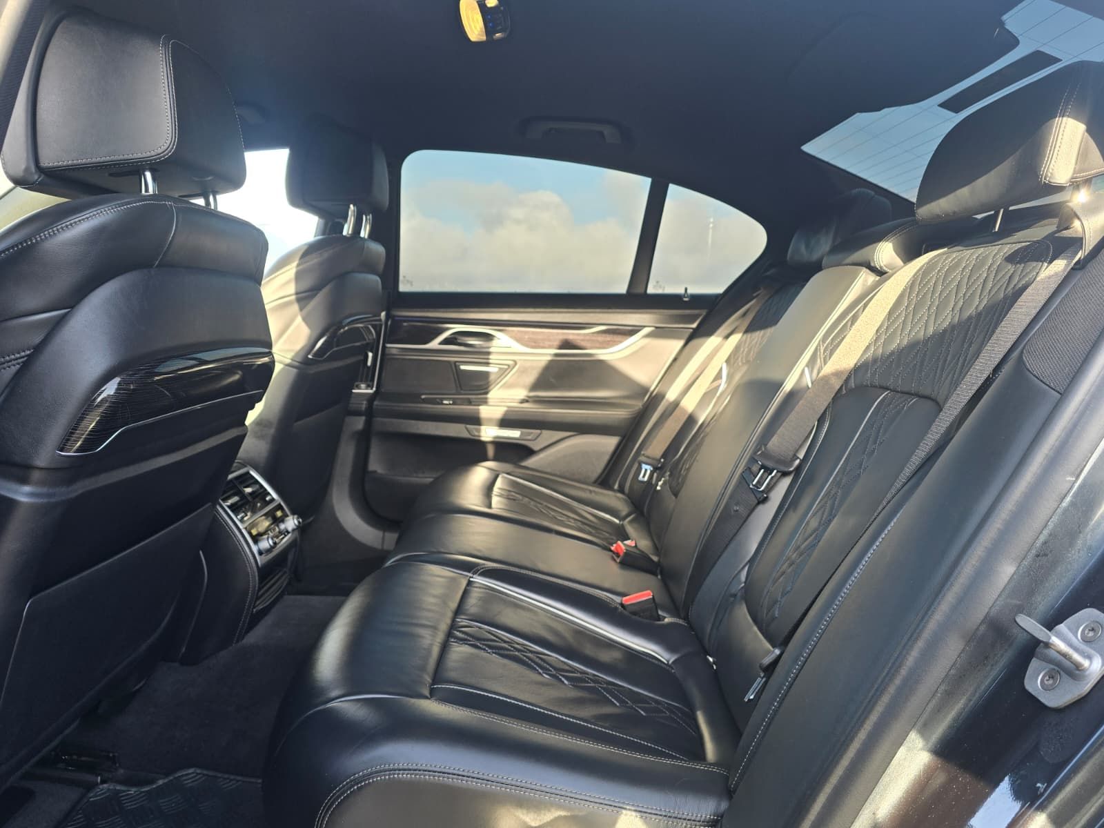 BMW 7 Series 3.0 730d M Sport Saloon 4dr Diesel Auto Euro 6 (s/s) (265 ps) 4dr Automatic 2026