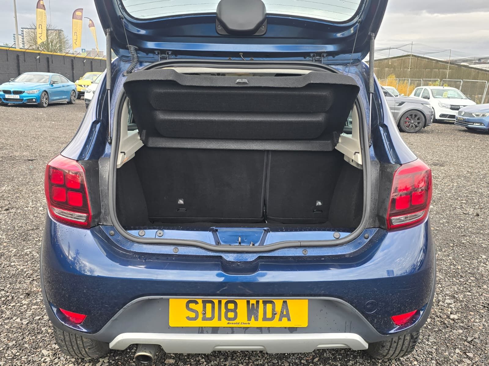 Dacia Sandero 0.9L Stepway Ambiance TCE Hatchback 5dr Petrol Manual Euro 6 (90 bhp) 5dr Manual 2025