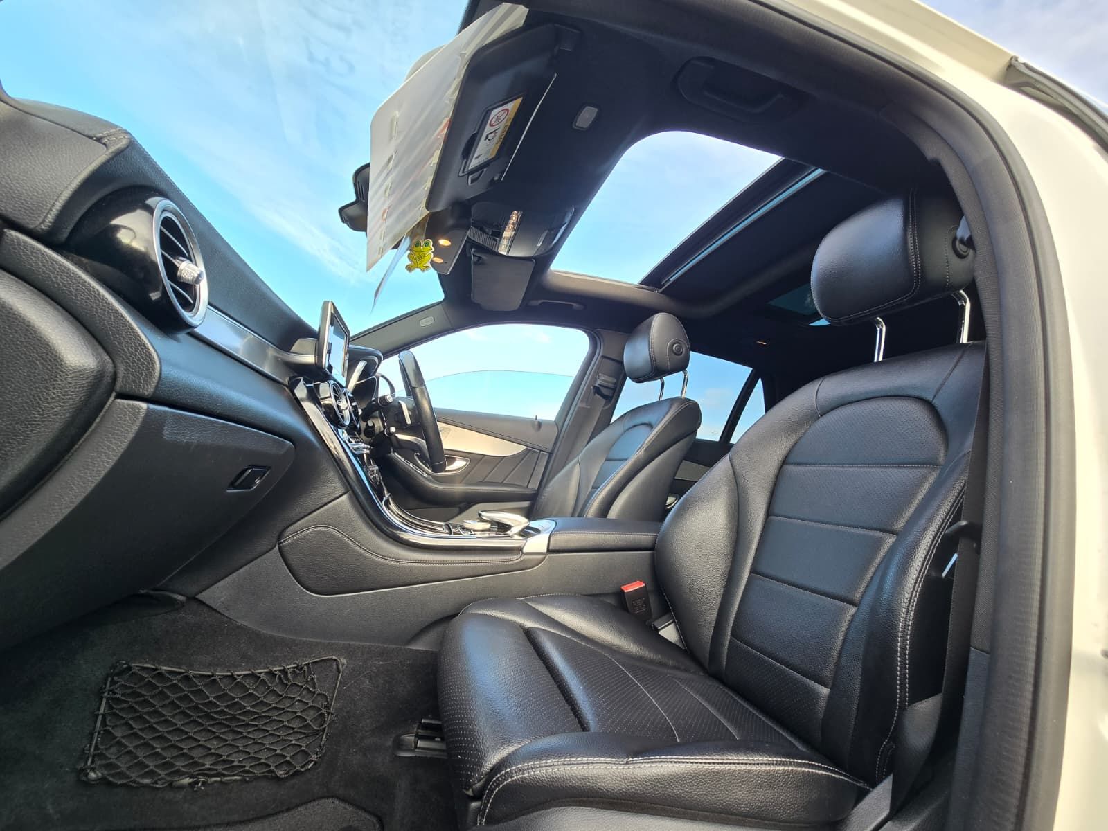 Mercedes-Benz GLC 2.1L 250 D 4Matic AMG Line Premium Auto SUV 5dr Diesel Automatic Euro 6 (201 bhp) 5dr Automatic 2025