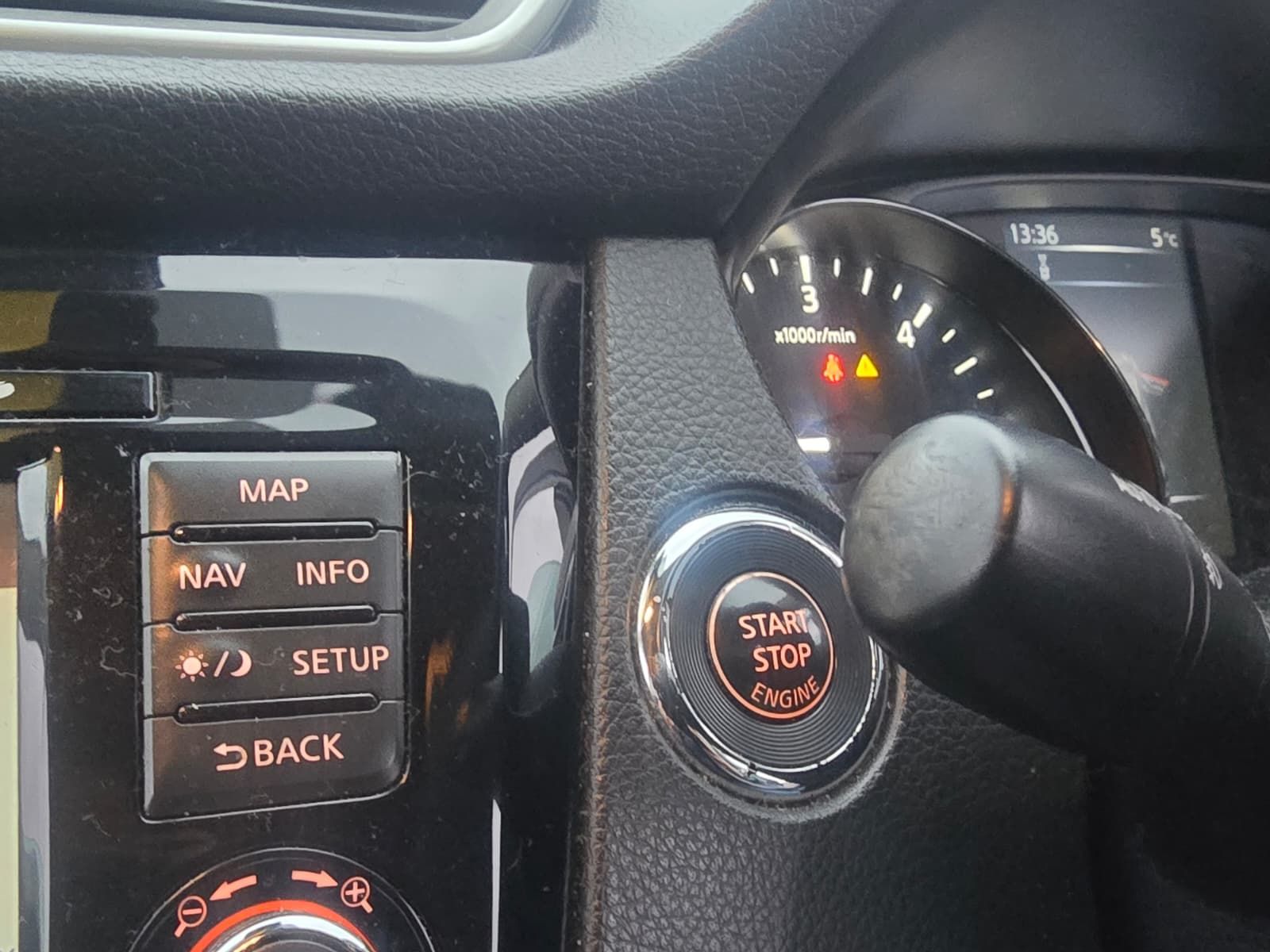 Nissan Qashqai 1.5 dCi Acenta Premium SUV 5dr Diesel Manual 2WD Euro 5 (s/s) (110 ps) 5dr Manual 2026