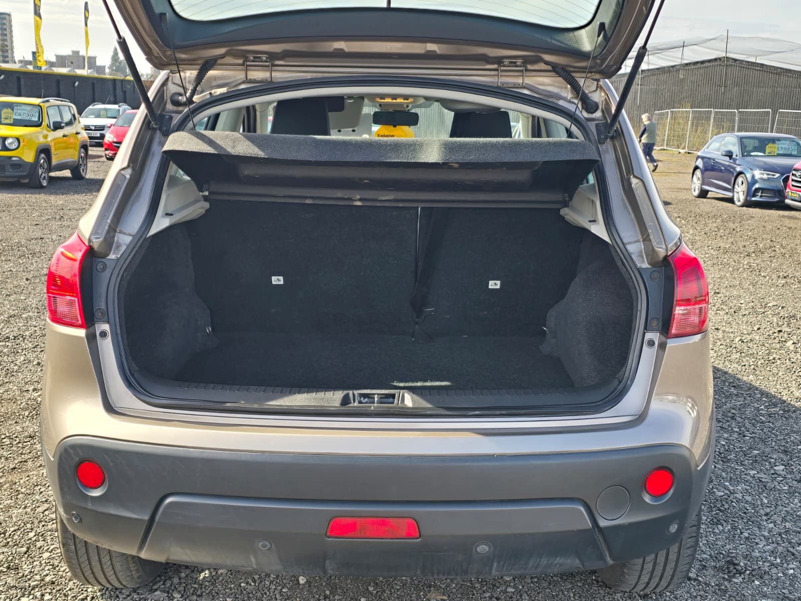 Nissan Qashqai 1.6 Acenta SUV 5dr Petrol Manual 2WD (159 g/km, 113 bhp) 5dr Manual 2026