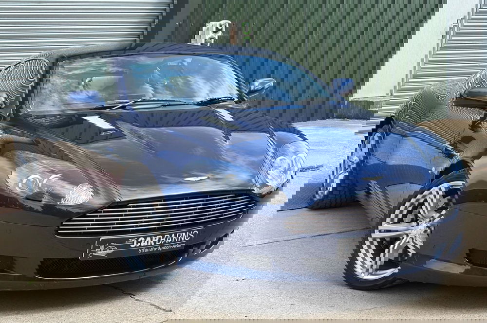 Aston Martin DB9