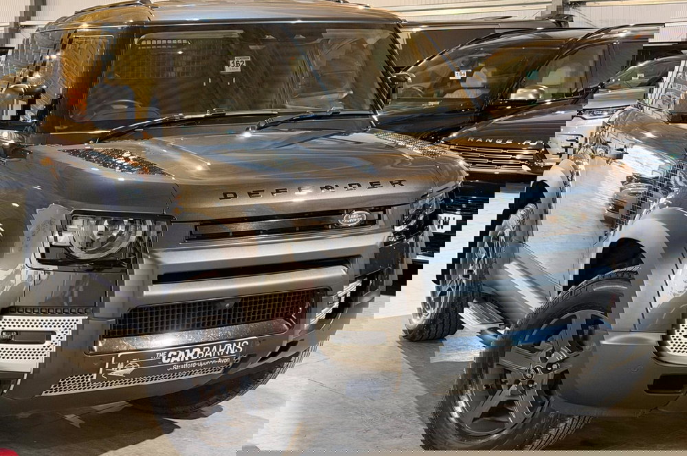 Land Rover Defender 90