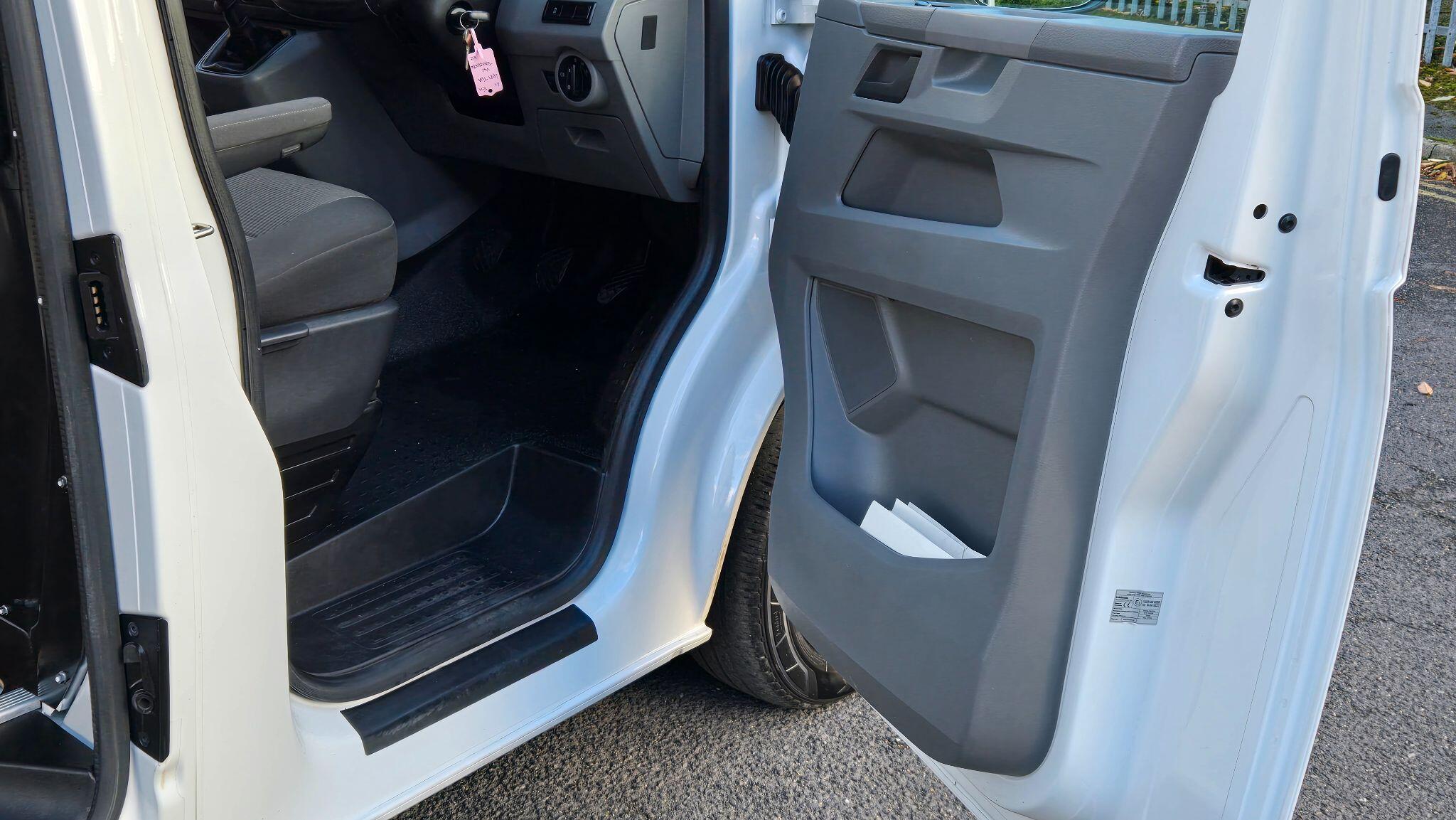 Volkswagen Transporter 2.0 TDI T32 Startline FWD LWB Euro 6 (s/s) 5dr 5dr Manual 2021