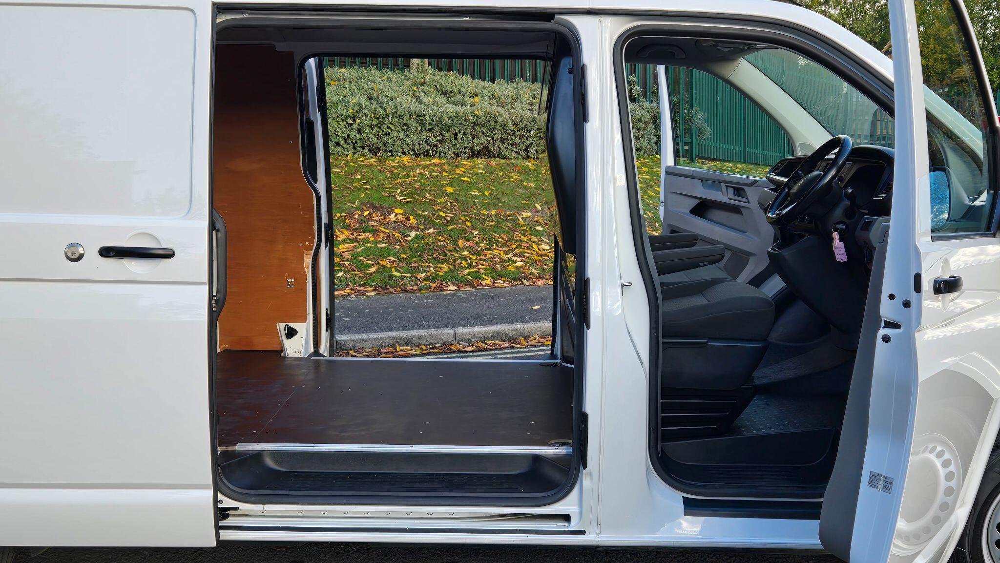 Volkswagen Transporter 2.0 TDI T32 Startline FWD LWB Euro 6 (s/s) 5dr 5dr Manual 2021