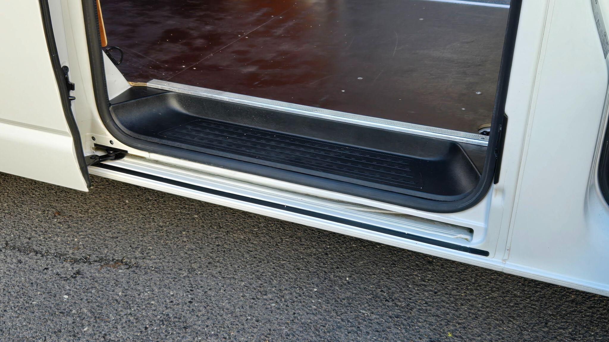 Volkswagen Transporter 2.0 TDI T32 Startline FWD LWB Euro 6 (s/s) 5dr 5dr Manual 2021