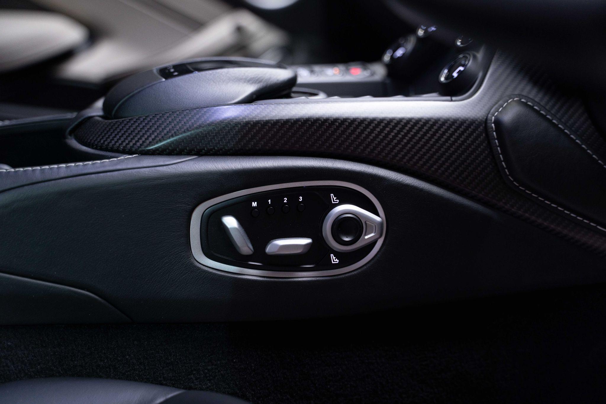 Aston Martin Vantage 4.0 V8 Auto Euro 6 2dr 2dr Automatic 2026