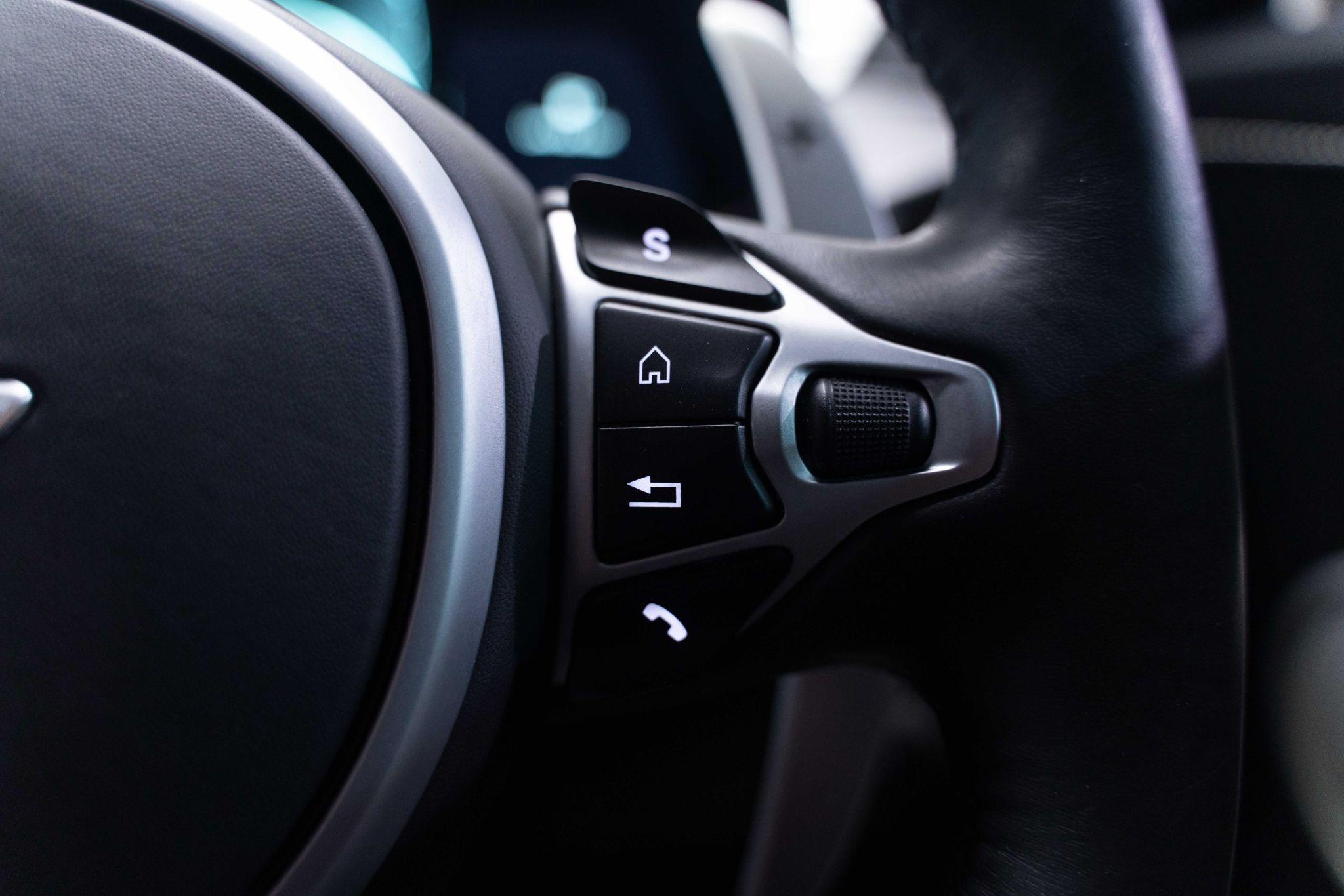 Aston Martin Vantage 4.0 V8 Auto Euro 6 2dr 2dr Automatic 2026