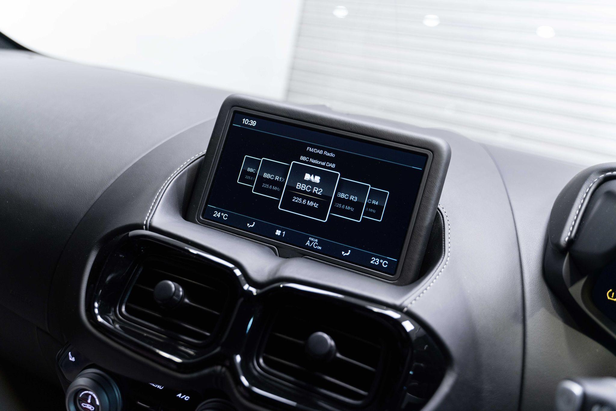 Aston Martin Vantage 4.0 V8 Auto Euro 6 2dr 2dr Automatic 2026