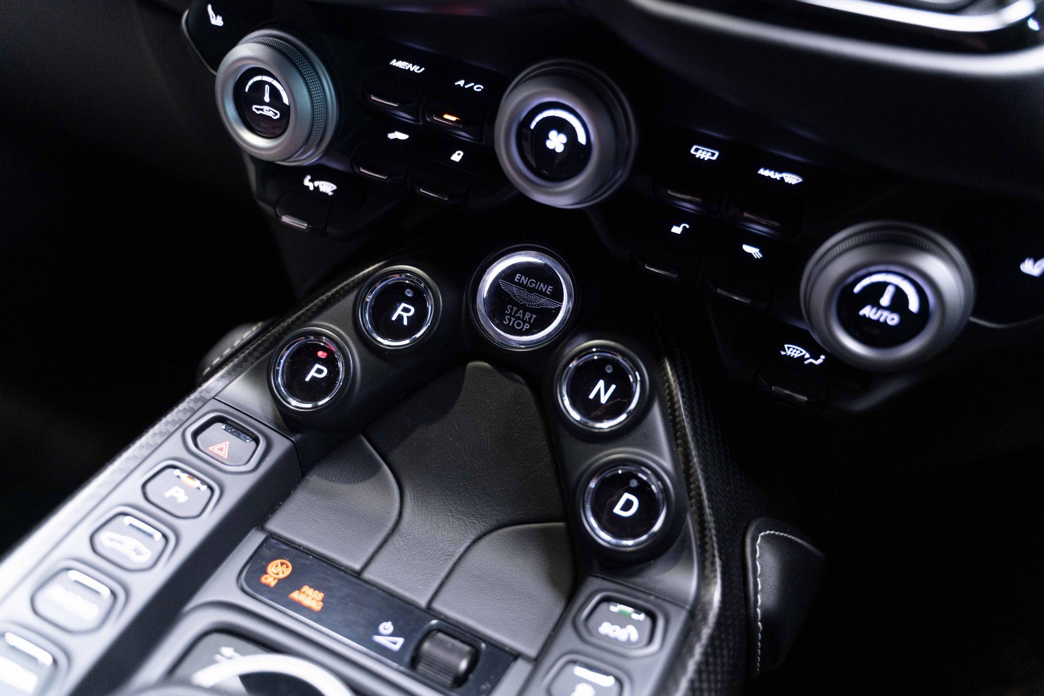 Aston Martin Vantage 4.0 V8 Auto Euro 6 2dr 2dr Automatic 2025
