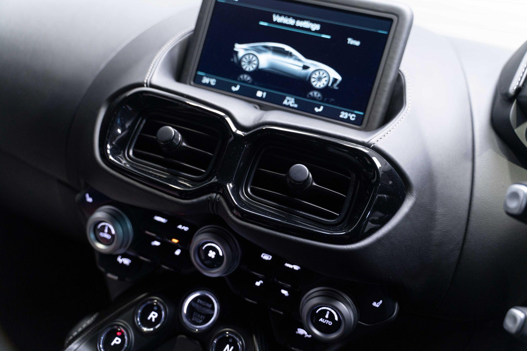 Aston Martin Vantage 4.0 V8 Auto Euro 6 2dr 2dr Automatic 2025