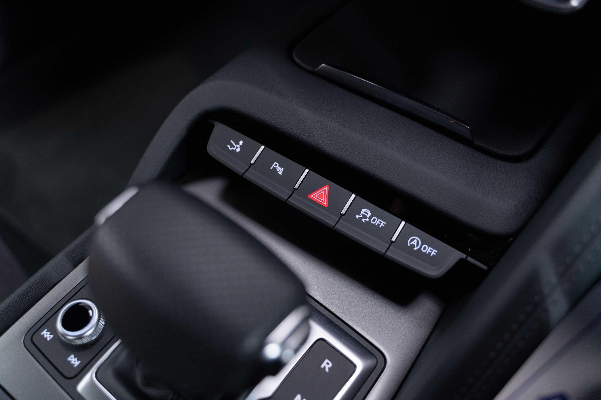 Audi R8 5.2 FSI V10 Coupe 2dr Petrol S Tronic Euro 6 (s/s) (540 ps) 2dr Automatic 2026