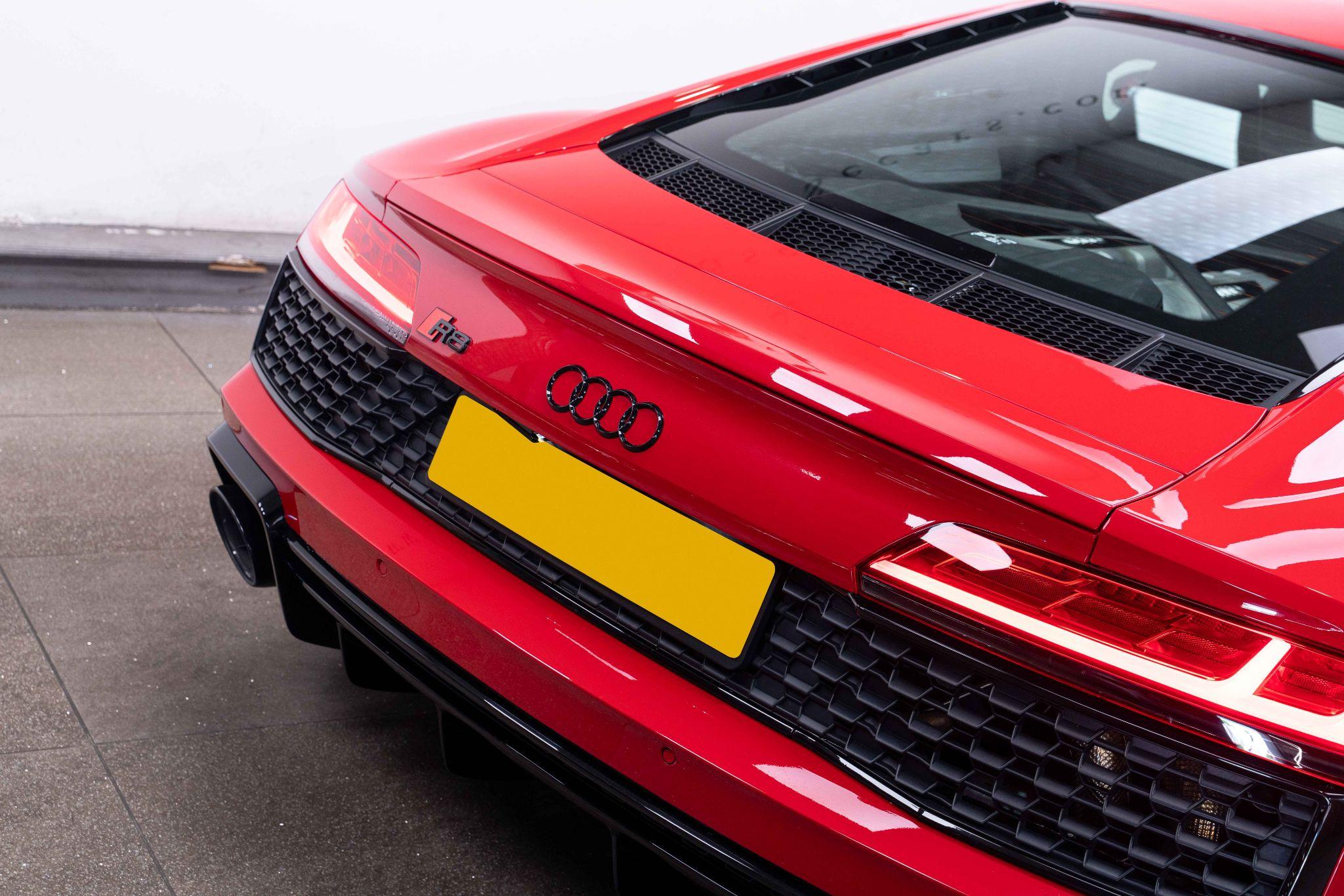 Audi R8 5.2 FSI V10 Coupe 2dr Petrol S Tronic Euro 6 (s/s) (540 ps) 2dr Automatic 2026