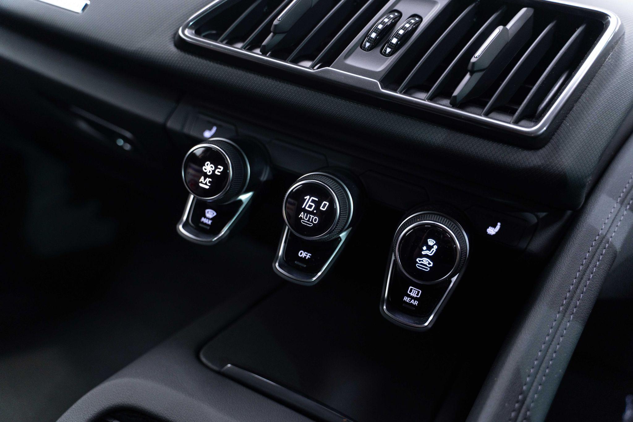 Audi R8 5.2 FSI V10 Coupe 2dr Petrol S Tronic Euro 6 (s/s) (540 ps) 2dr Automatic 2026