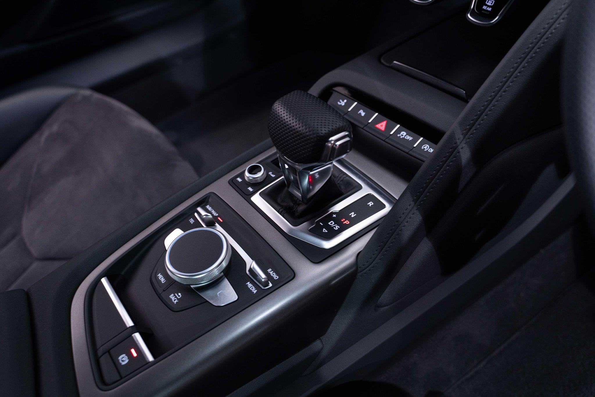 Audi R8 5.2 FSI V10 Coupe 2dr Petrol S Tronic Euro 6 (s/s) (540 ps) 2dr Automatic 2026