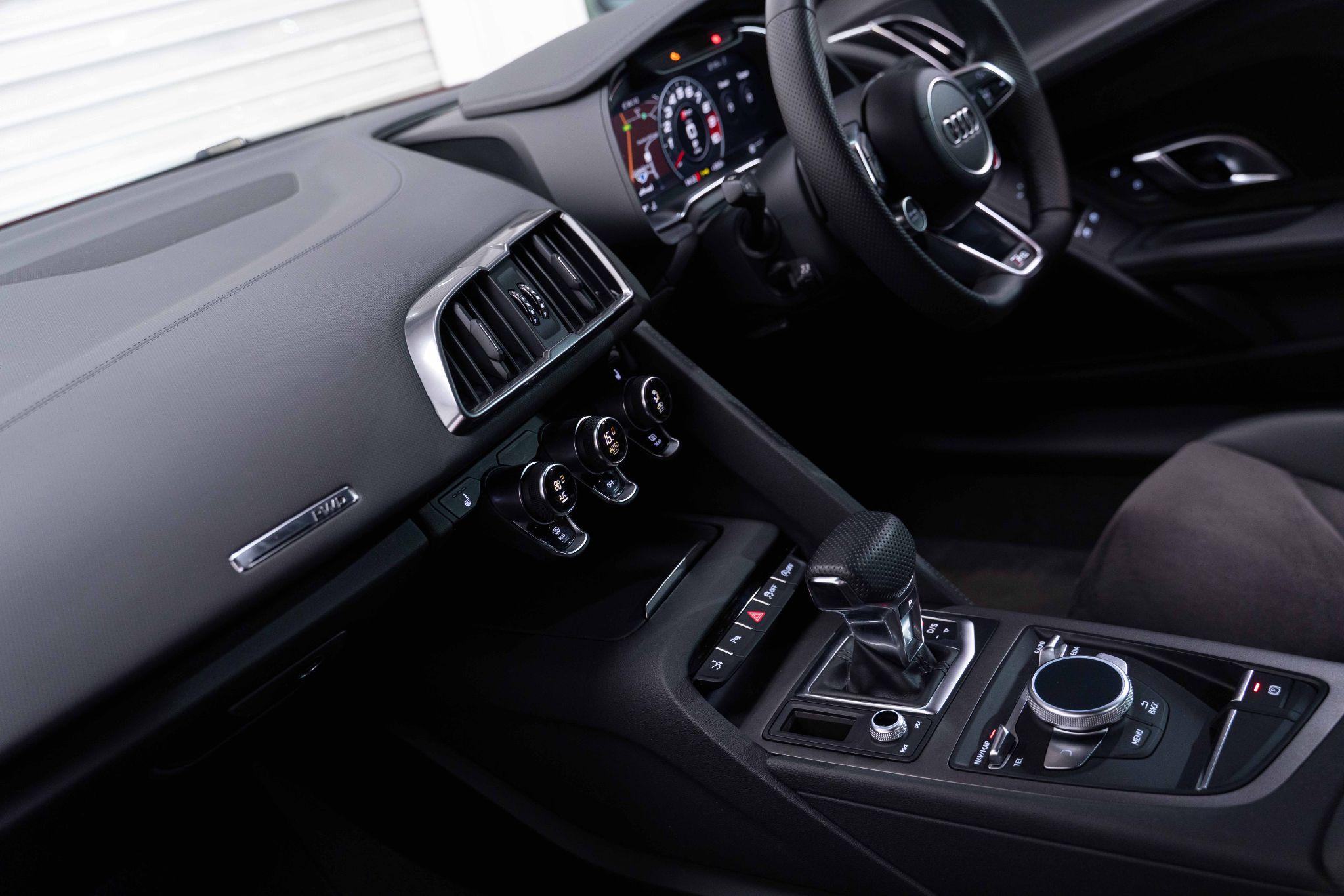 Audi R8 5.2 FSI V10 Coupe 2dr Petrol S Tronic Euro 6 (s/s) (540 ps) 2dr Automatic 2026