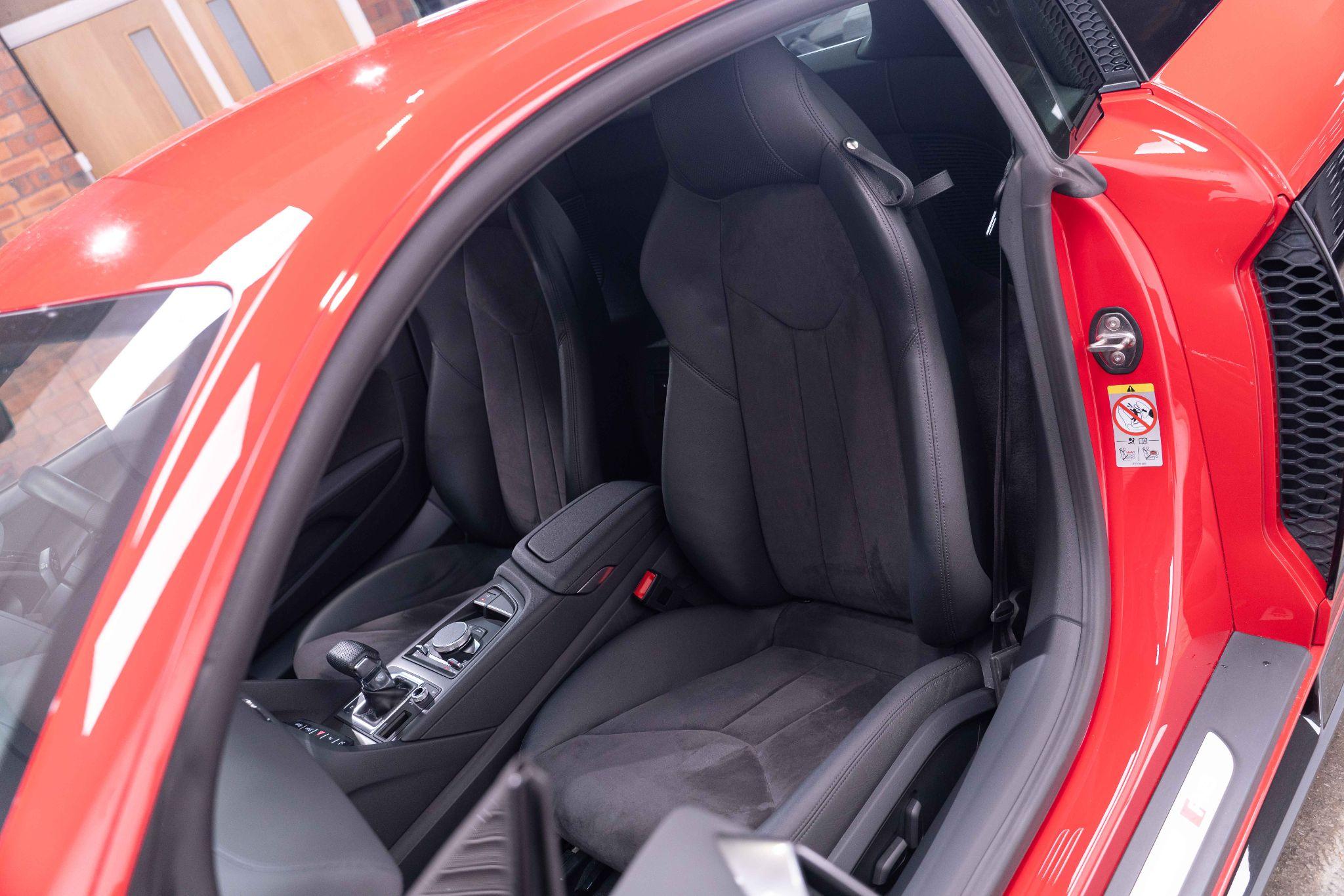 Audi R8 5.2 FSI V10 Coupe 2dr Petrol S Tronic Euro 6 (s/s) (540 ps) 2dr Automatic 2026