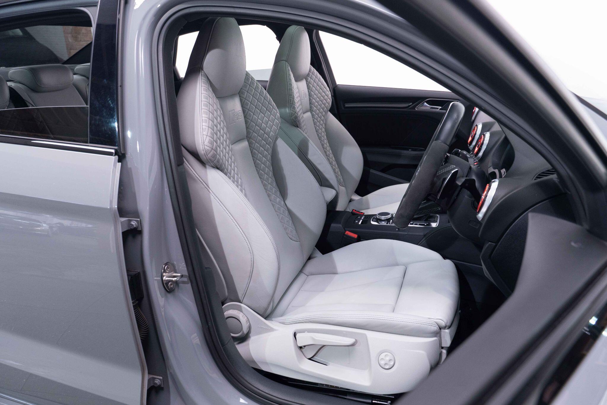 Audi RS3 2.5 TFSI Saloon 4dr Petrol S Tronic quattro Euro 6 (s/s) (400 ps) 4dr Automatic 2025