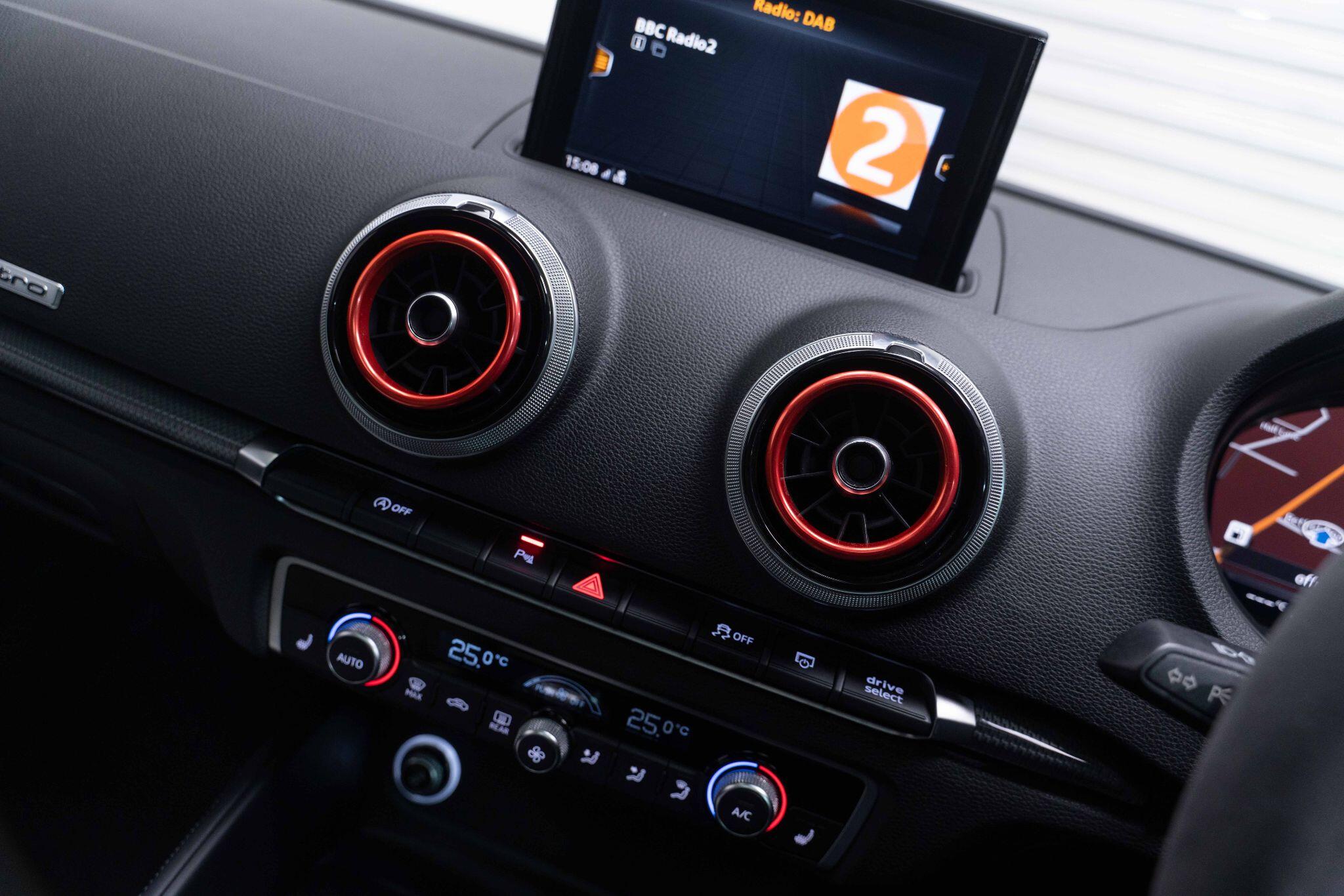 Audi RS3 2.5 TFSI Saloon 4dr Petrol S Tronic quattro Euro 6 (s/s) (400 ps) 4dr Automatic 2025