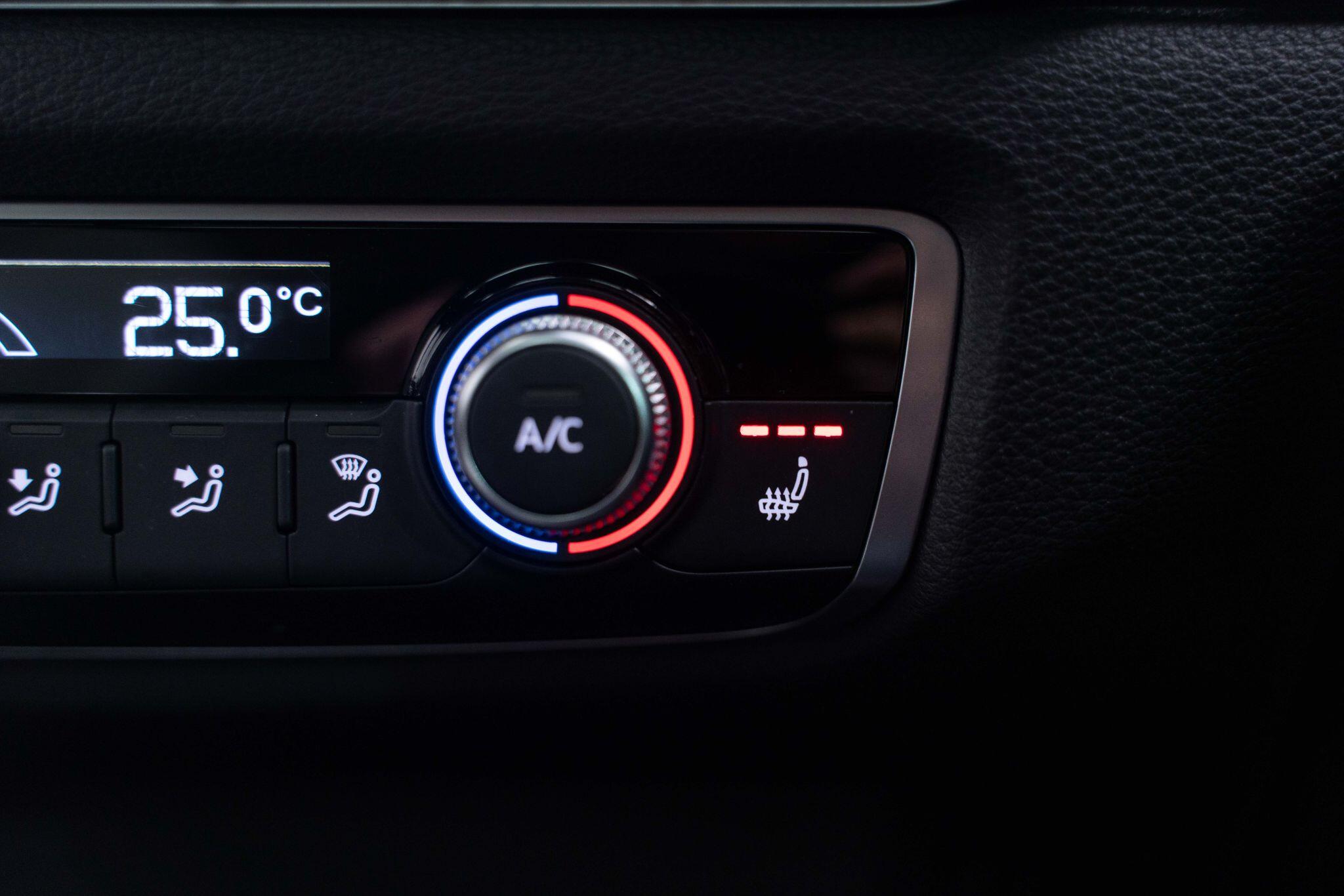 Audi RS3 2.5 TFSI Saloon 4dr Petrol S Tronic quattro Euro 6 (s/s) (400 ps) 4dr Automatic 2025