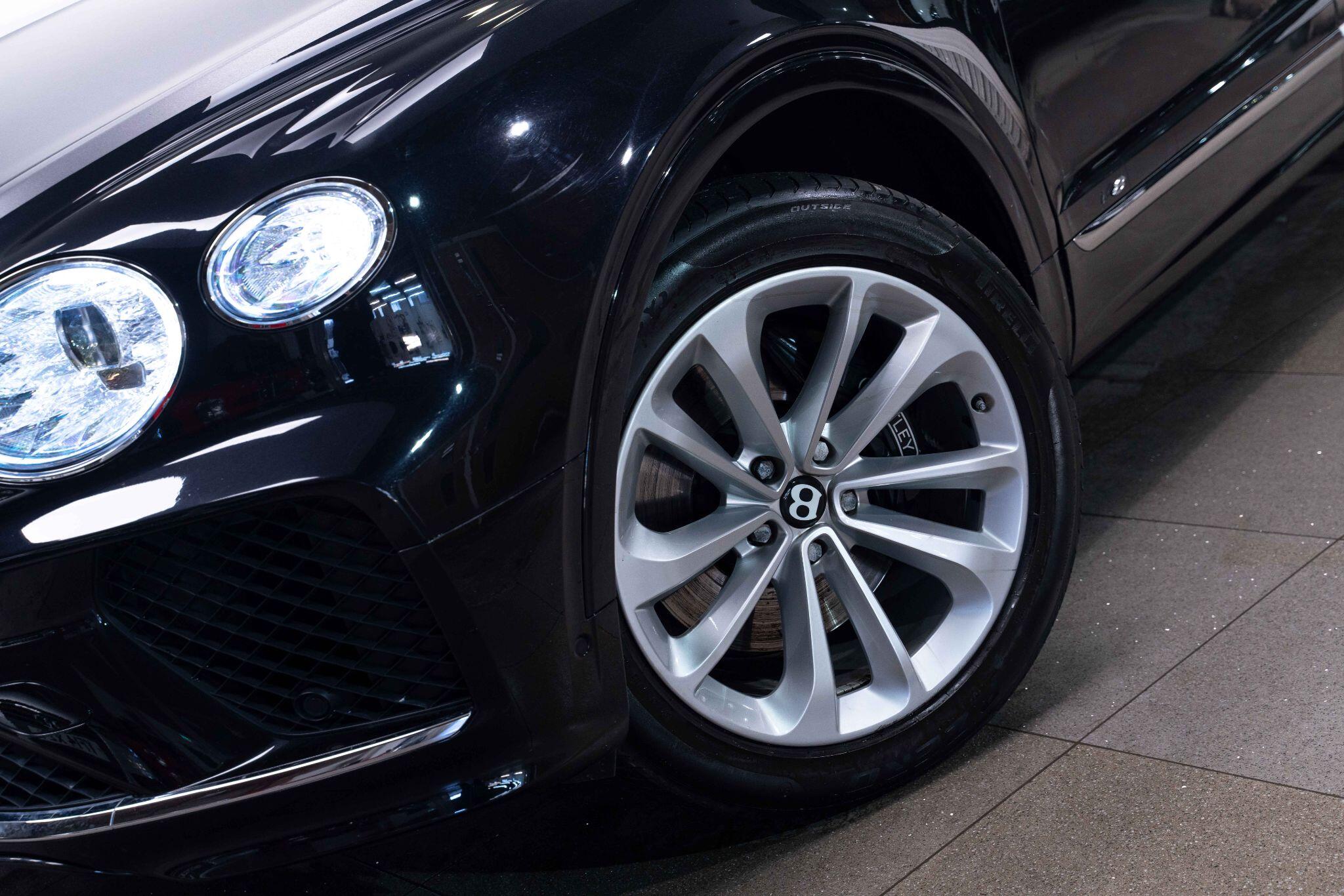 Bentley Bentayga 4.0 V8 Auto 4WD Euro 6 (s/s) 5dr 5dr Automatic 2025