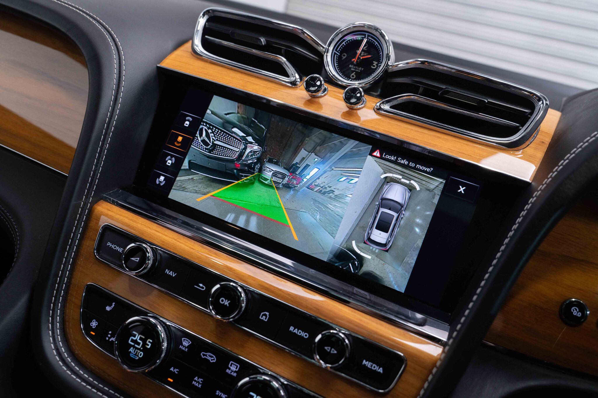 Bentley Bentayga 4.0 V8 Auto 4WD Euro 6 (s/s) 5dr 5dr Automatic 2025