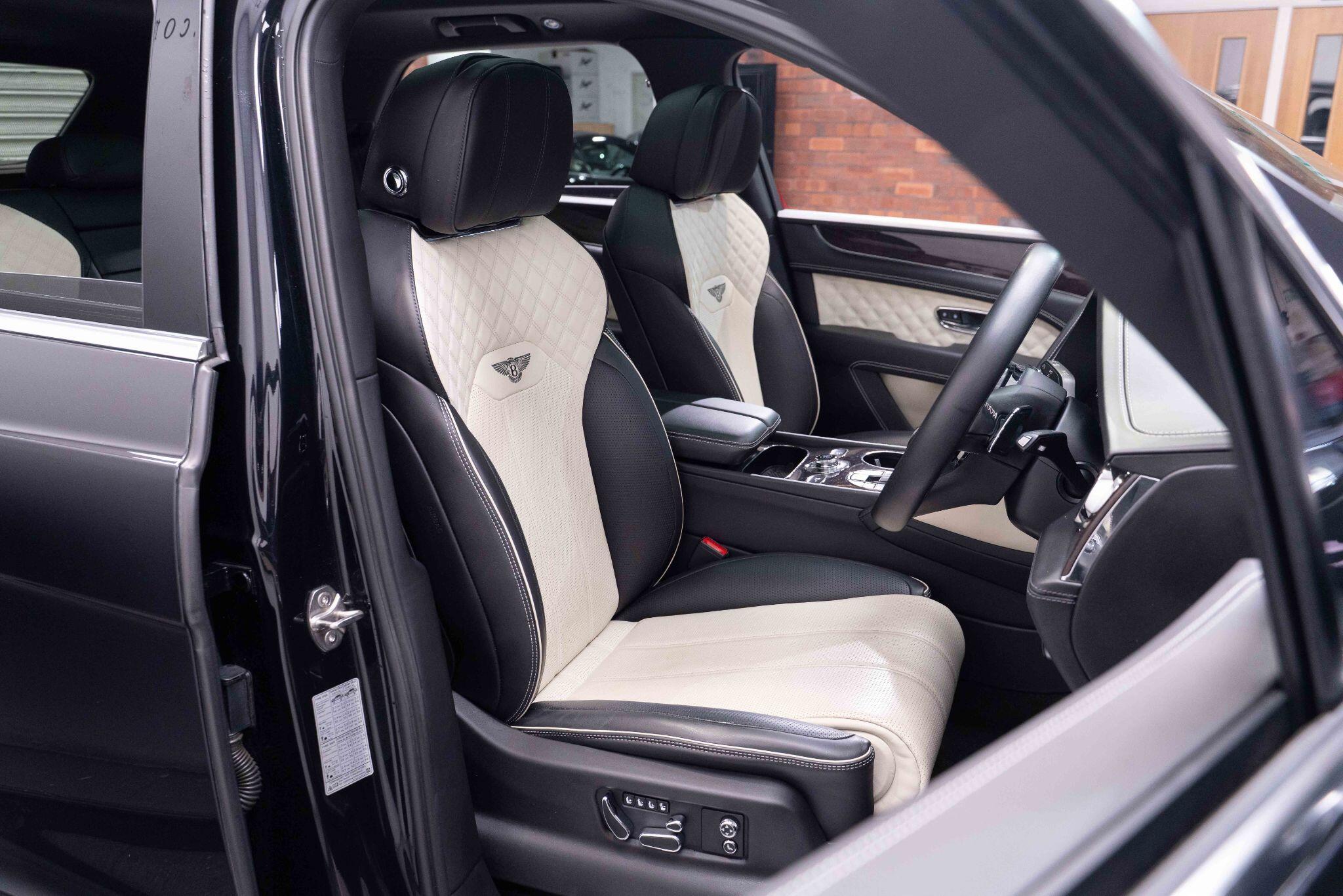 Bentley Bentayga 4.0 V8 Base Auto 4WD Euro 6 (s/s) 5dr 5dr Automatic 2025