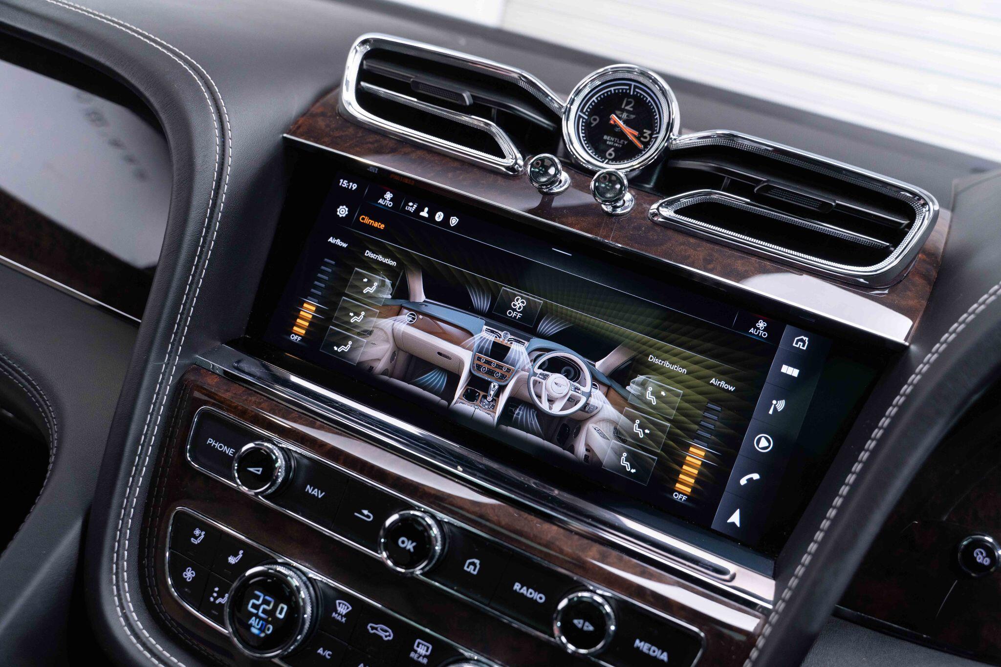 Bentley Bentayga 4.0 V8 Base Auto 4WD Euro 6 (s/s) 5dr 5dr Automatic 2025