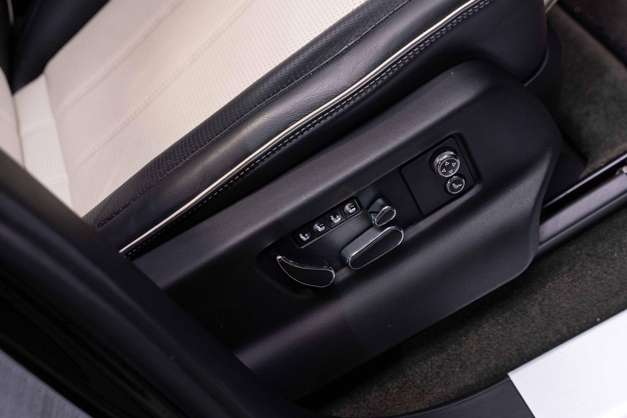 Bentley Bentayga 4.0 V8 Base Auto 4WD Euro 6 (s/s) 5dr 5dr Automatic 2025