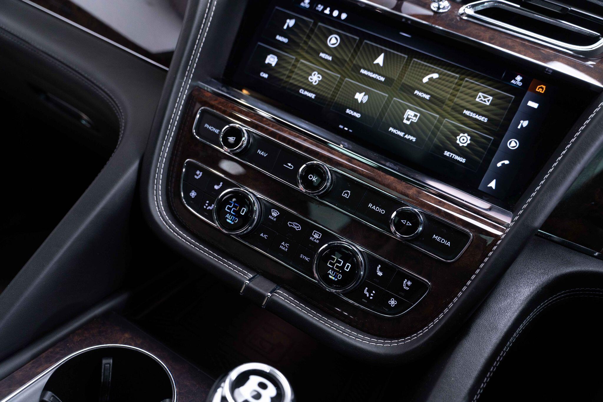 Bentley Bentayga 4.0 V8 Base Auto 4WD Euro 6 (s/s) 5dr 5dr Automatic 2025