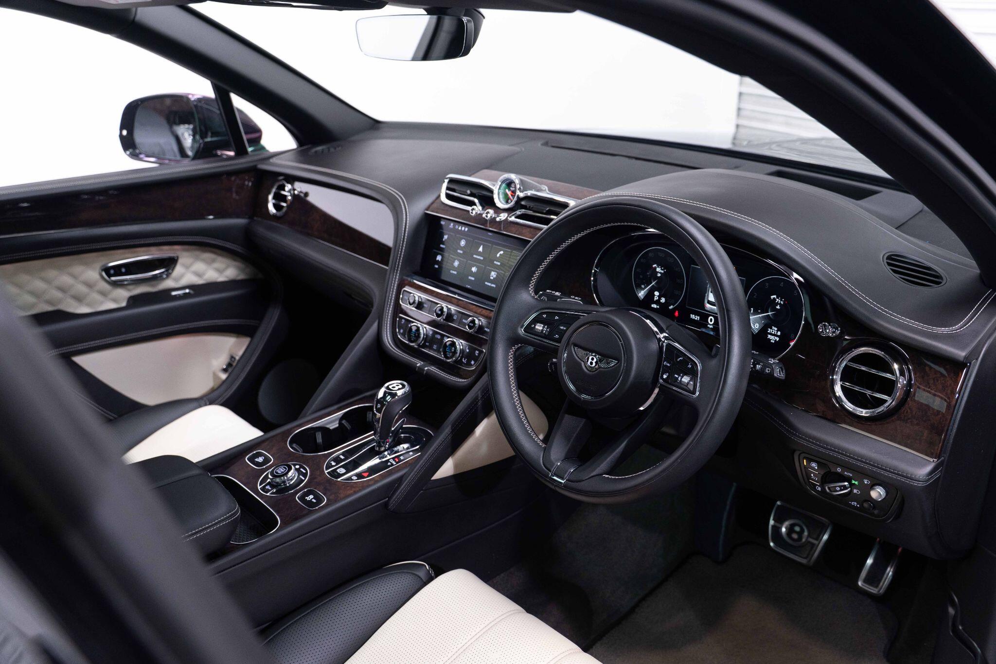 Bentley Bentayga 4.0 V8 Base Auto 4WD Euro 6 (s/s) 5dr 5dr Automatic 2025