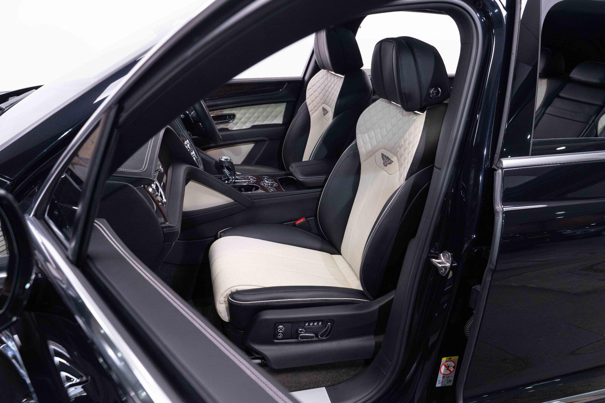 Bentley Bentayga 4.0 V8 Base Auto 4WD Euro 6 (s/s) 5dr 5dr Automatic 2025