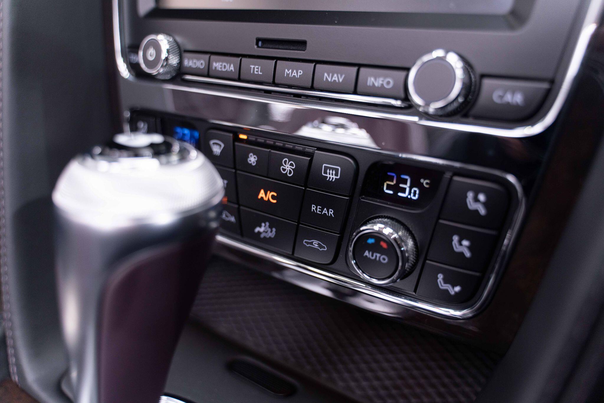 Bentley Continental 6.0 W12 GTC Speed Auto 4WD Euro 6 2dr 2dr Automatic 2026