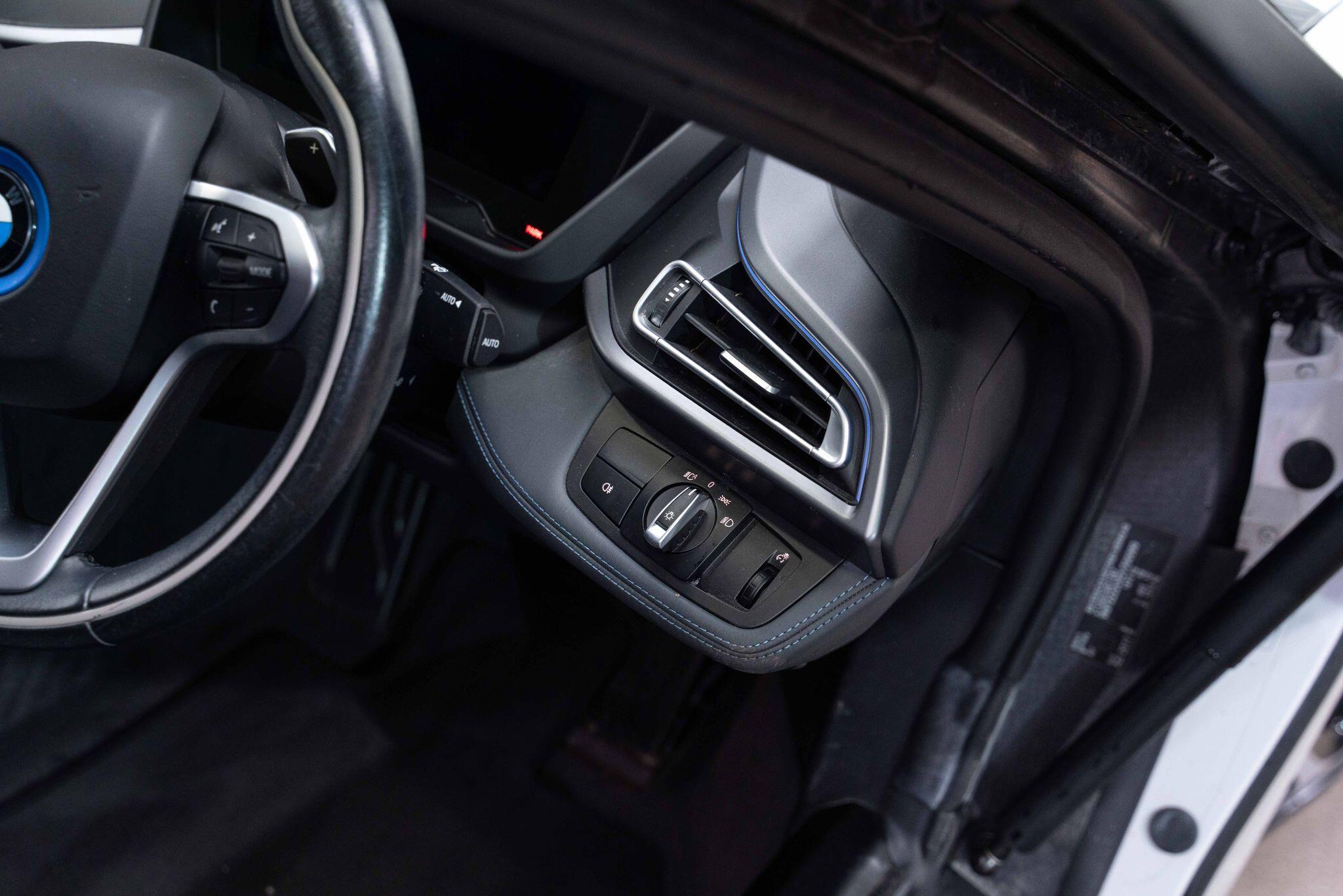 BMW i8 1.5 7.1kWh Auto 4WD Euro 6 (s/s) 2dr 2dr Automatic 2026