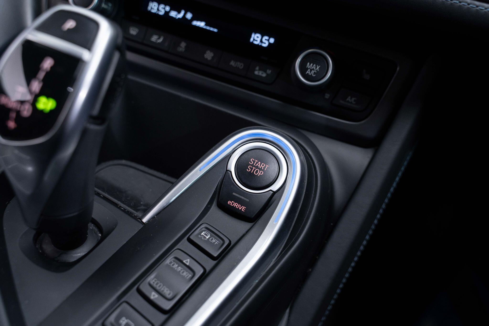 BMW i8 1.5 7.1kWh Auto 4WD Euro 6 (s/s) 2dr 2dr Automatic 2026