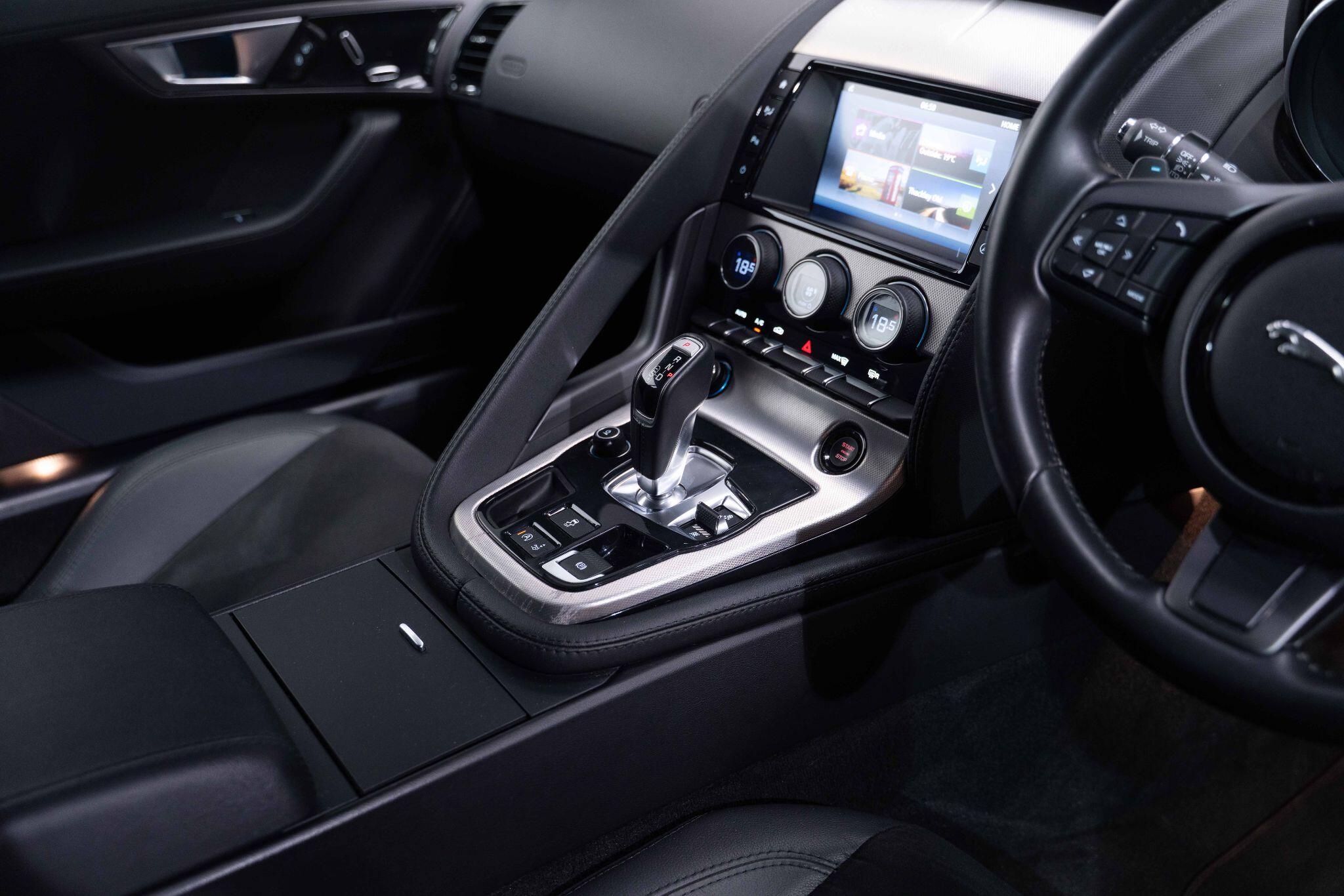 Jaguar F-Type 3.0 V6 Auto Euro 6 (s/s) 2dr 2dr Automatic 2026
