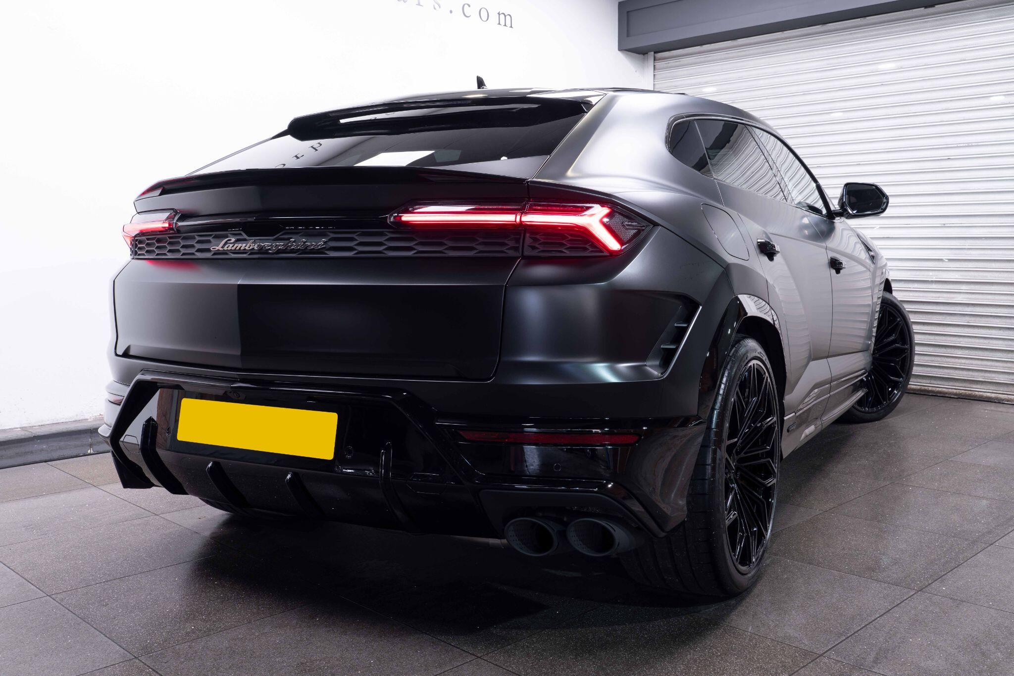 2025 Lamborghini URUS 4.0 V8 BiTurbo 25.9kWh SE Auto 4WD Euro 6 5dr, exterior view 4