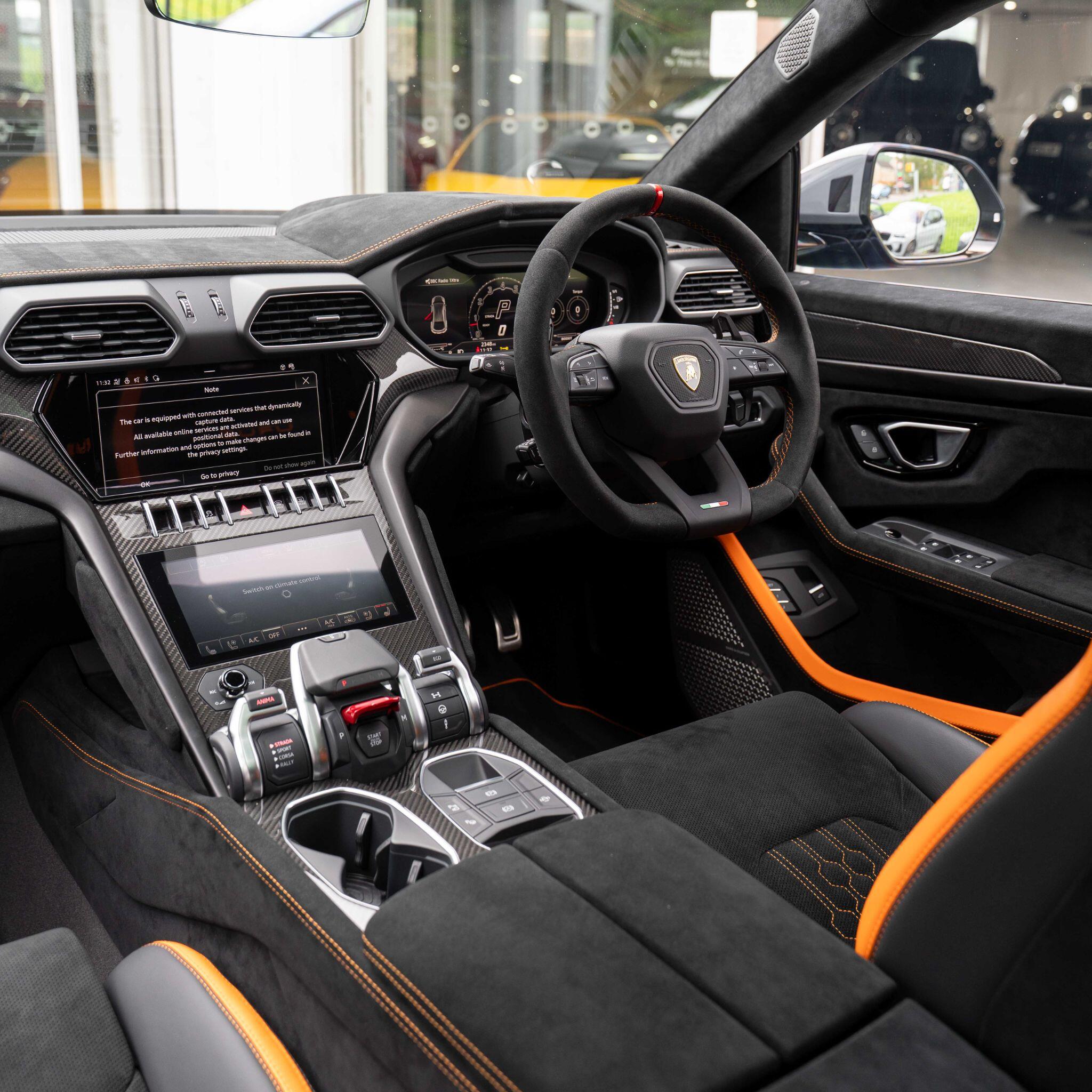 Lamborghini URUS 4.0 V8 BiTurbo Performante SUV 5dr Petrol Auto 4WD Euro 6 (666 ps) 5dr Automatic 2025