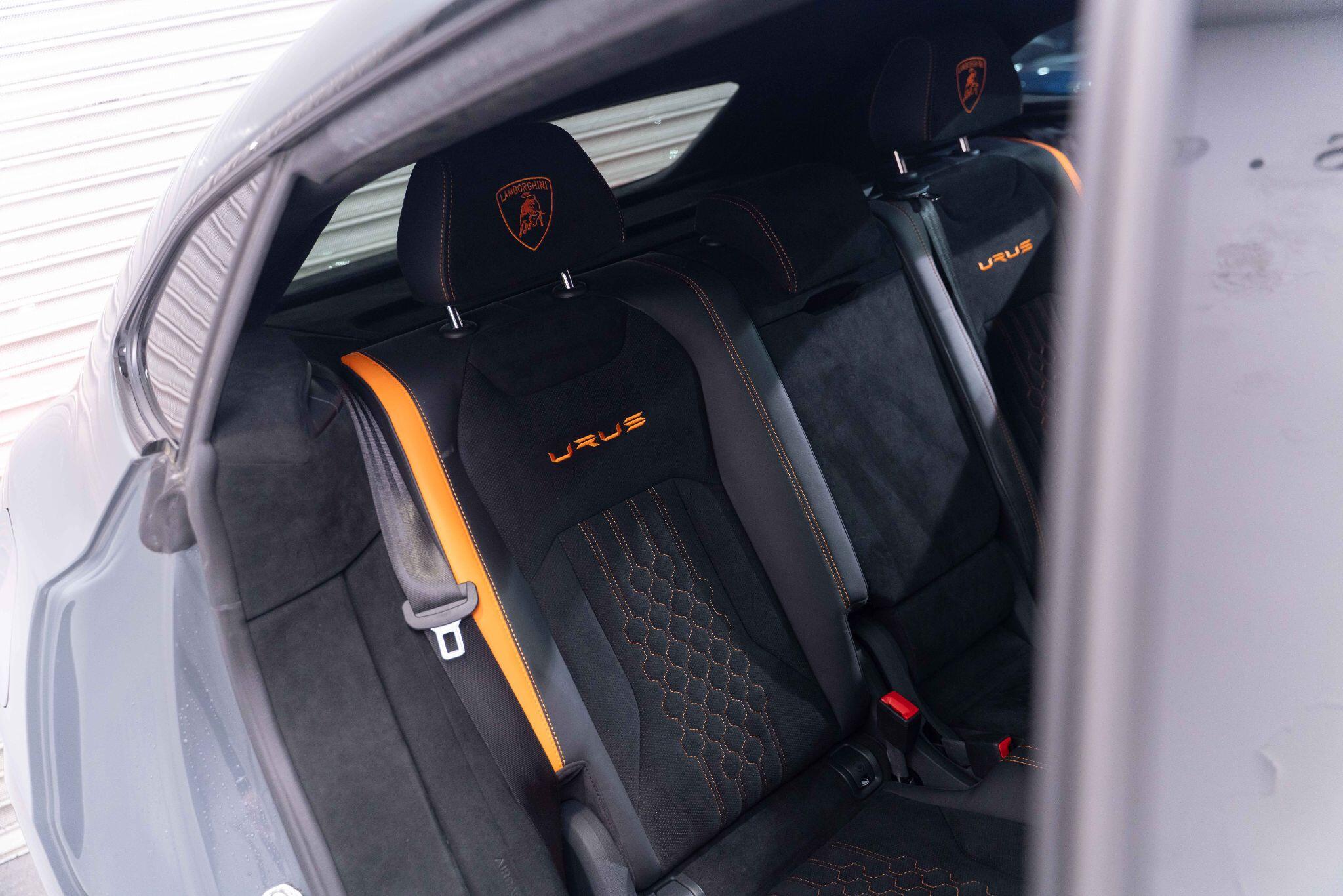 Lamborghini URUS 4.0 V8 BiTurbo Performante SUV 5dr Petrol Auto 4WD Euro 6 (666 ps) 5dr Automatic 2026