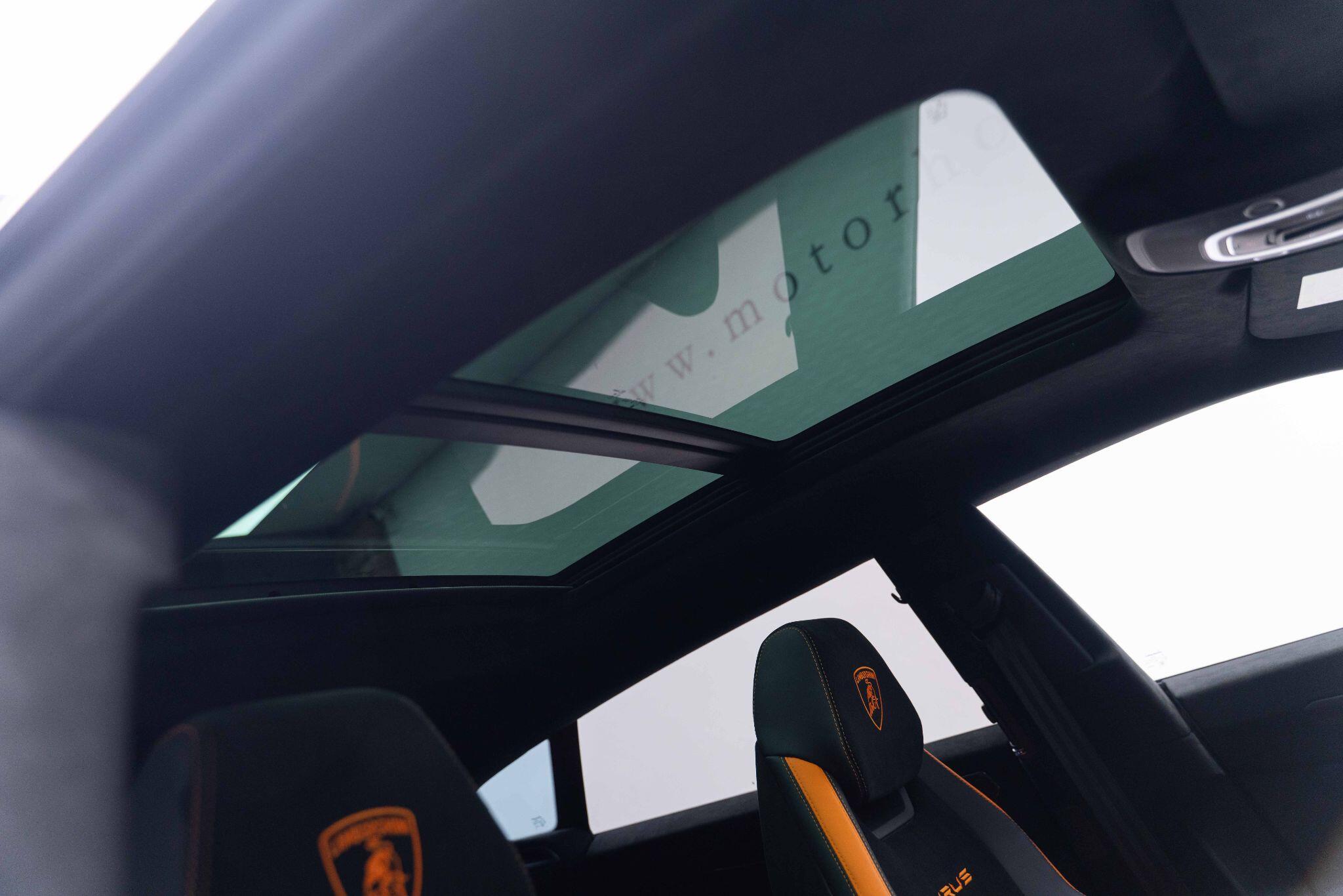 Lamborghini URUS 4.0 V8 BiTurbo Performante SUV 5dr Petrol Auto 4WD Euro 6 (666 ps) 5dr Automatic 2026