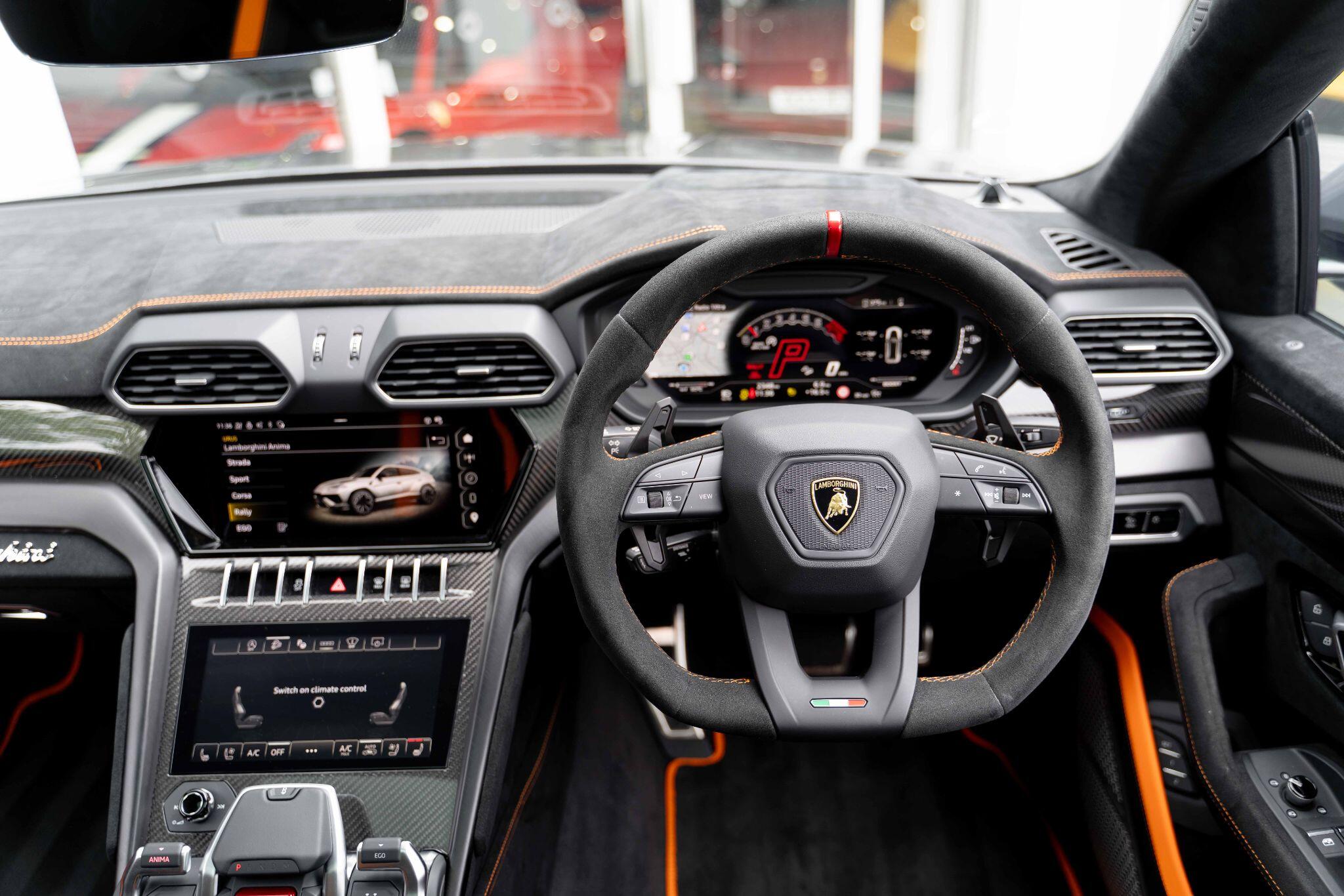 Lamborghini URUS 4.0 V8 BiTurbo Performante SUV 5dr Petrol Auto 4WD Euro 6 (666 ps) 5dr Automatic 2026