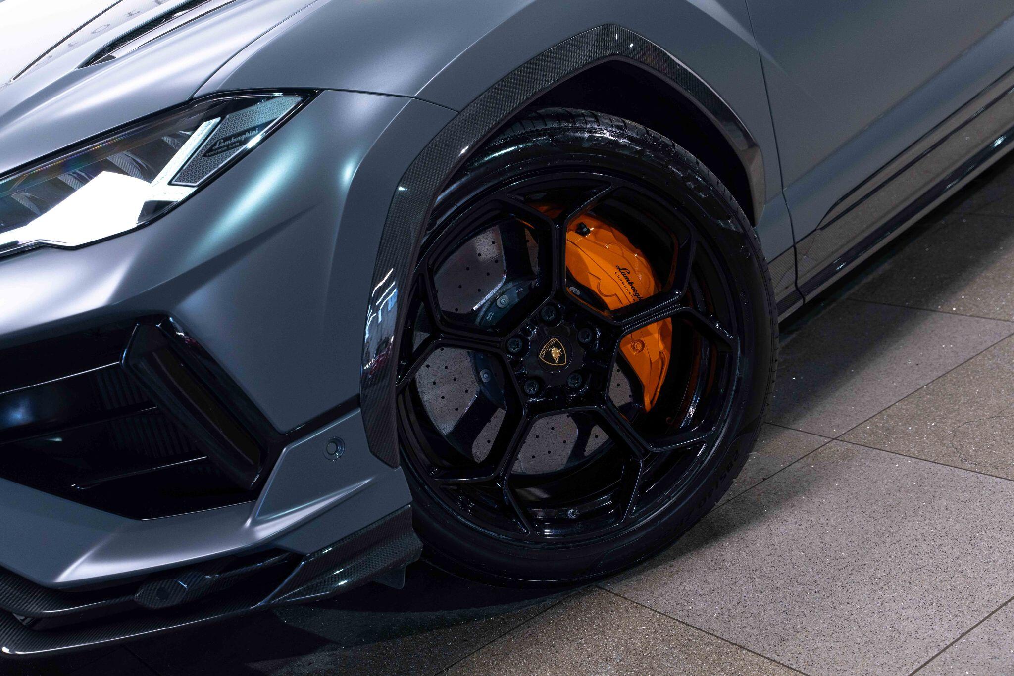 Lamborghini URUS 4.0 V8 BiTurbo Performante SUV 5dr Petrol Auto 4WD Euro 6 (666 ps) 5dr Automatic 2026