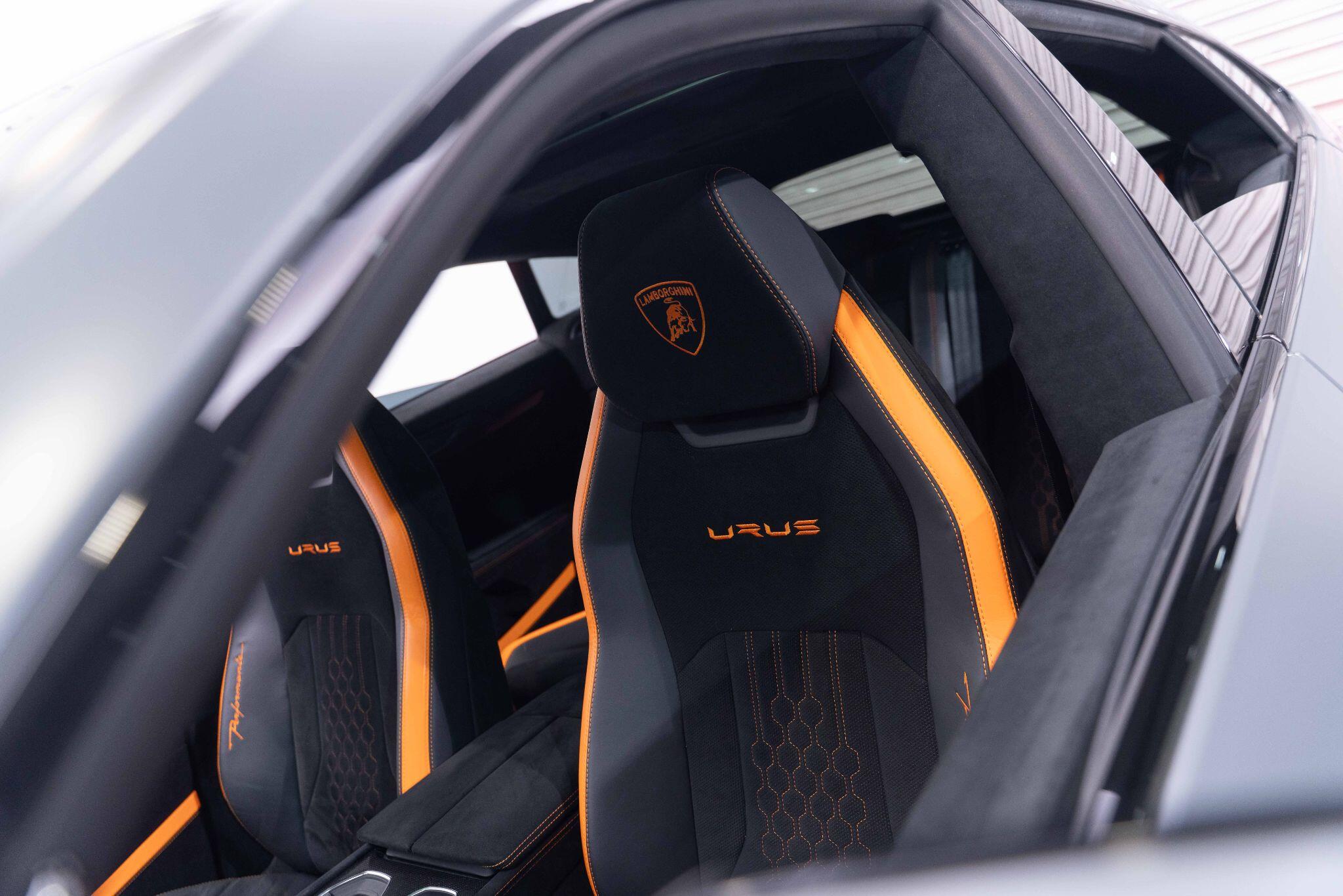 Lamborghini URUS 4.0 V8 BiTurbo Performante SUV 5dr Petrol Auto 4WD Euro 6 (666 ps) 5dr Automatic 2026